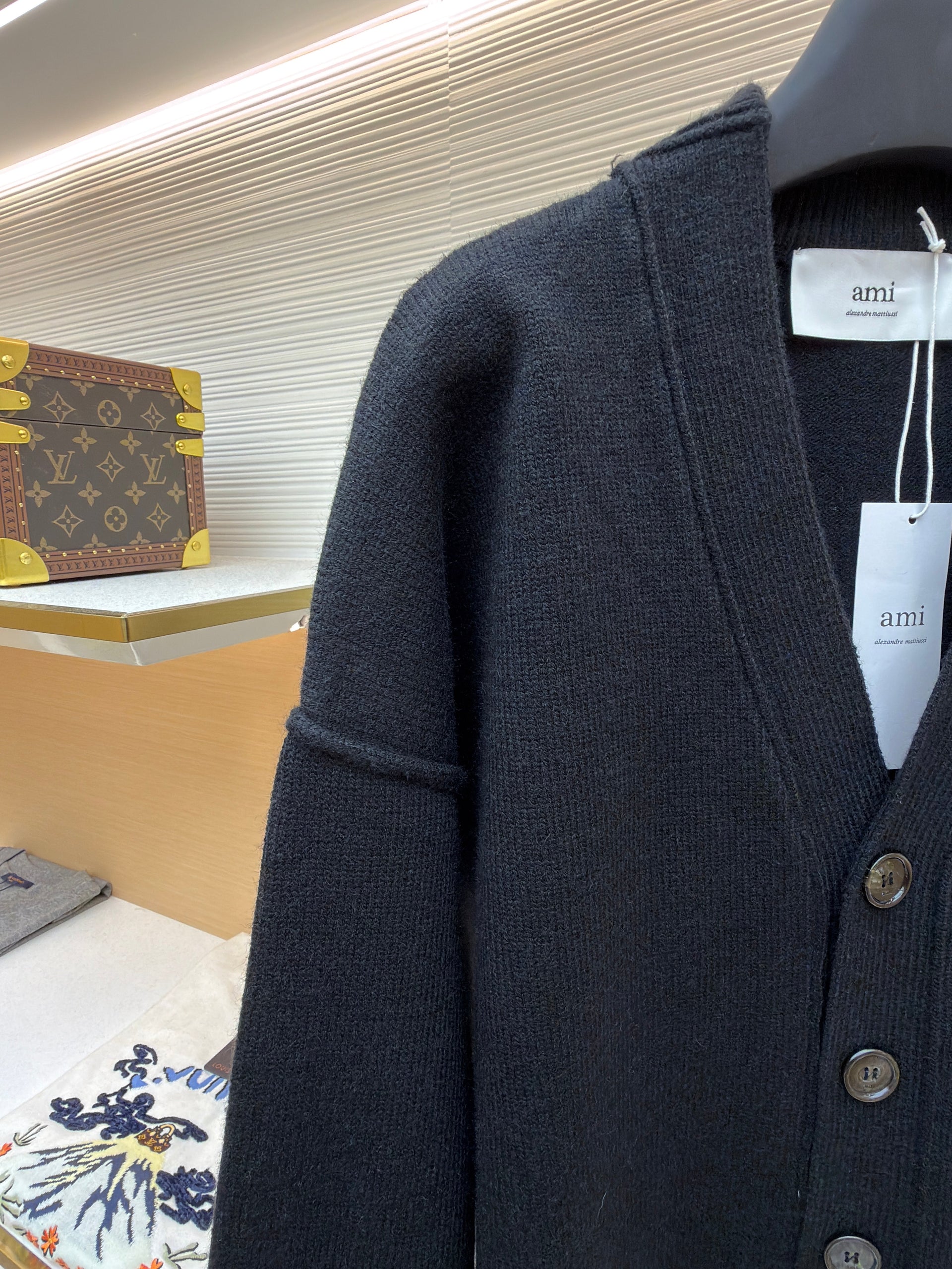 AMI CARDIGAN