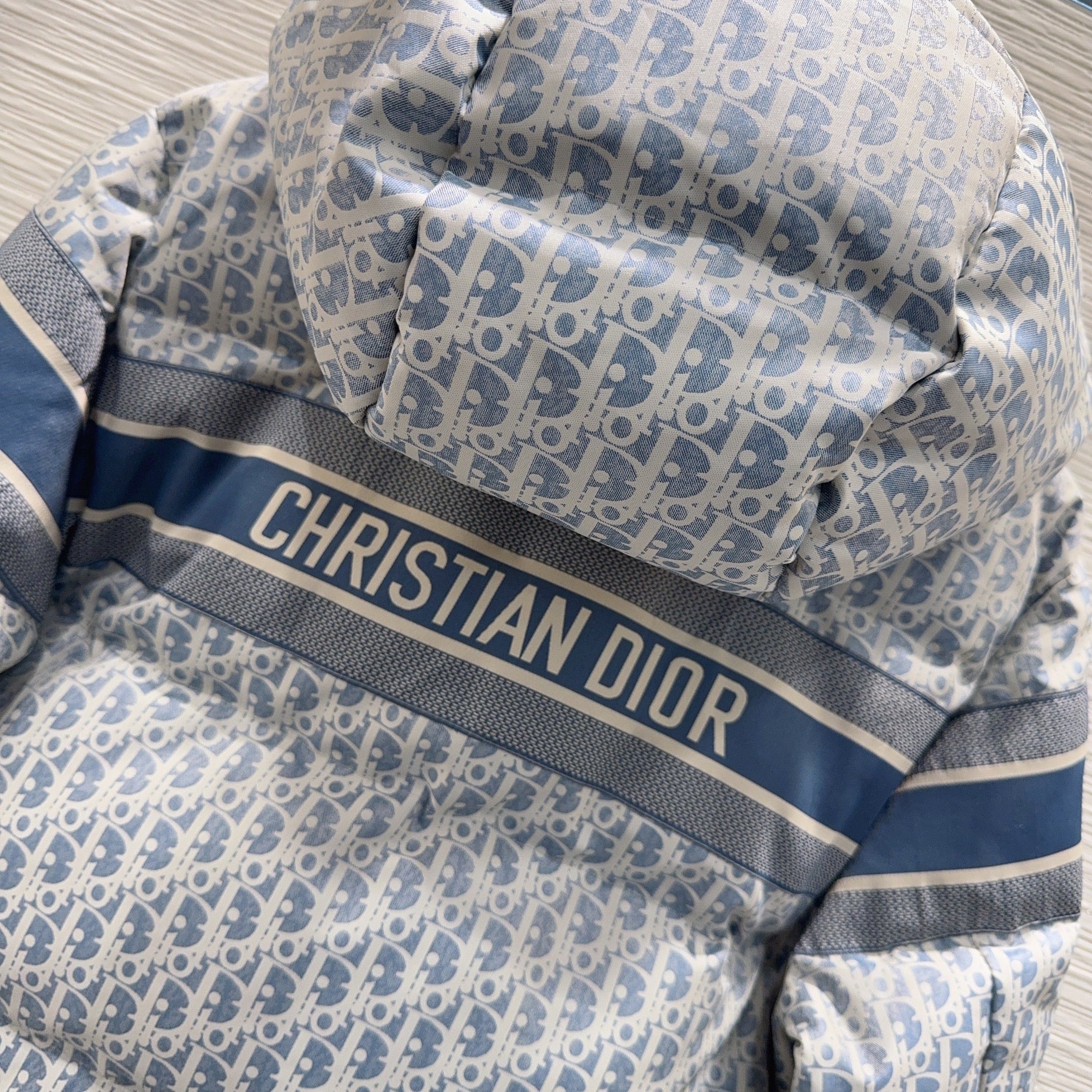 CD JACKET