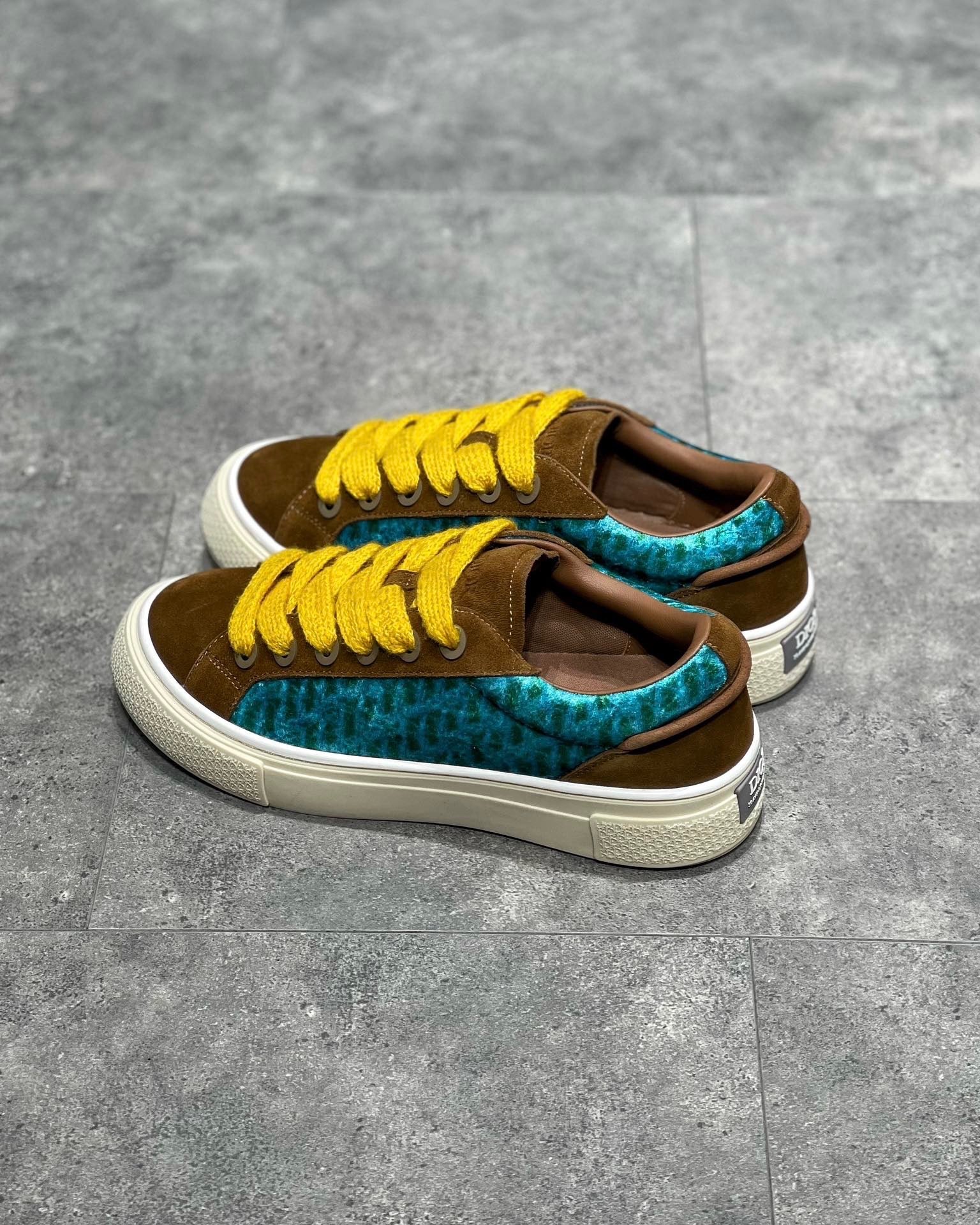 CD B33 SNEAKER