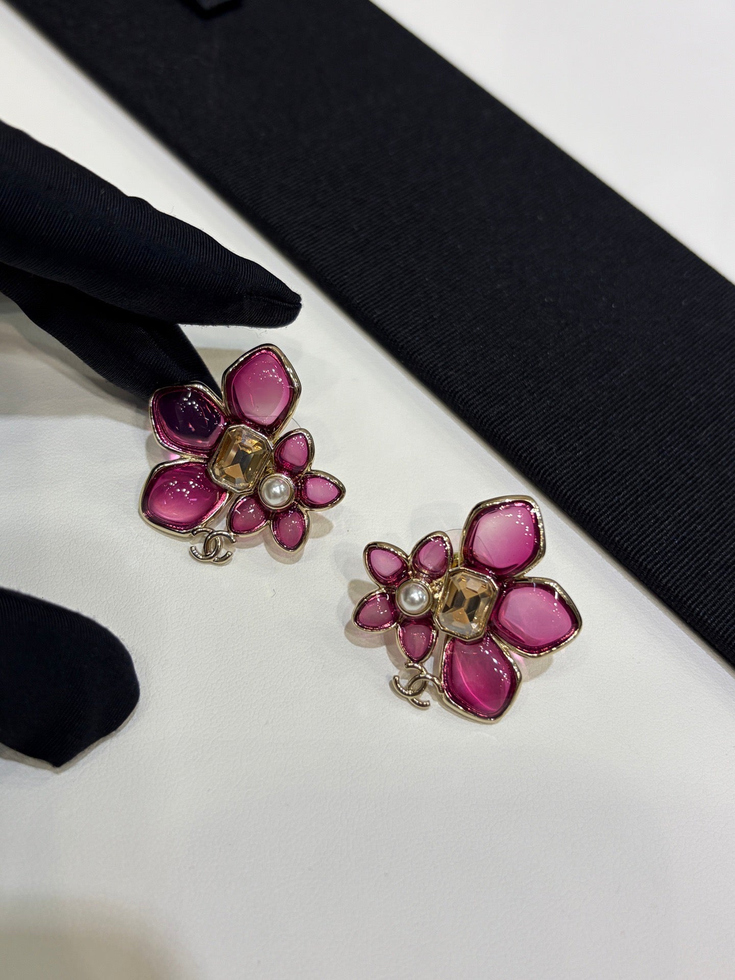 CC EARRINGS