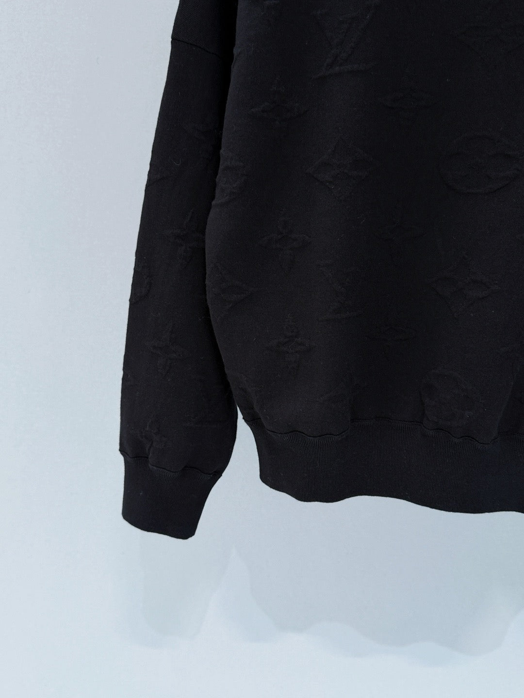 LOU JUMPER