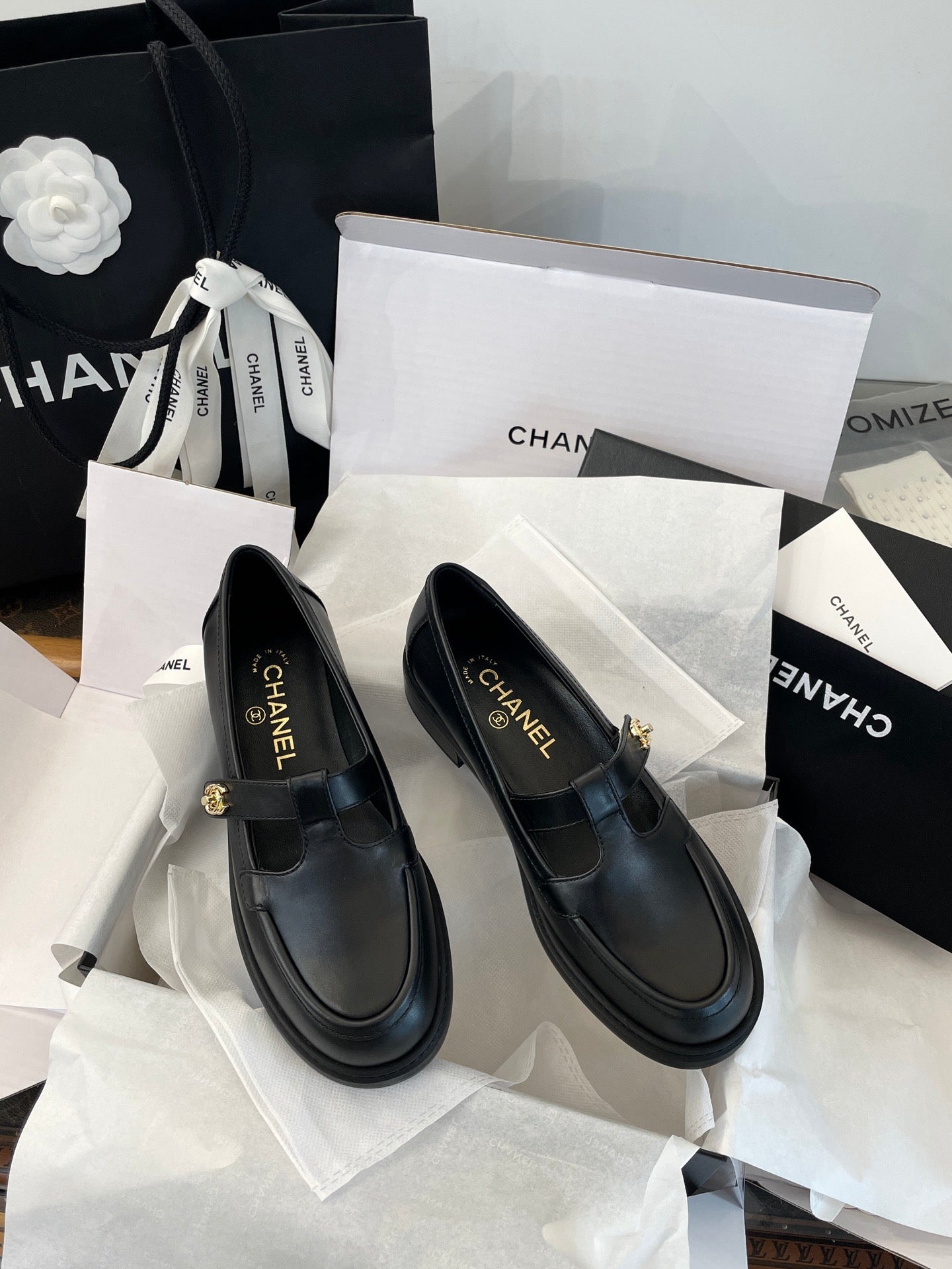CC LOAFERS