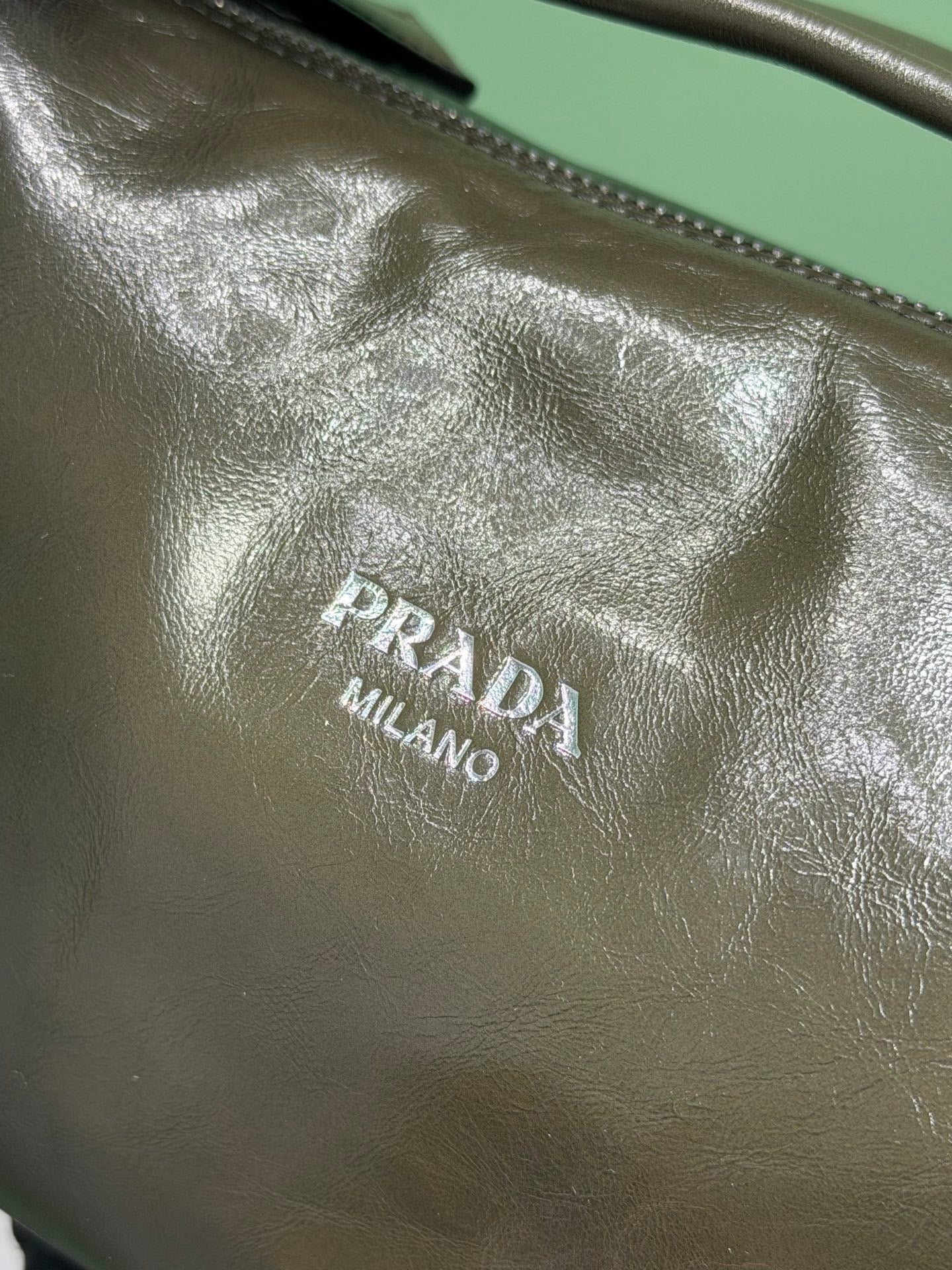 PD ANTIQUED SHOULDER BAG