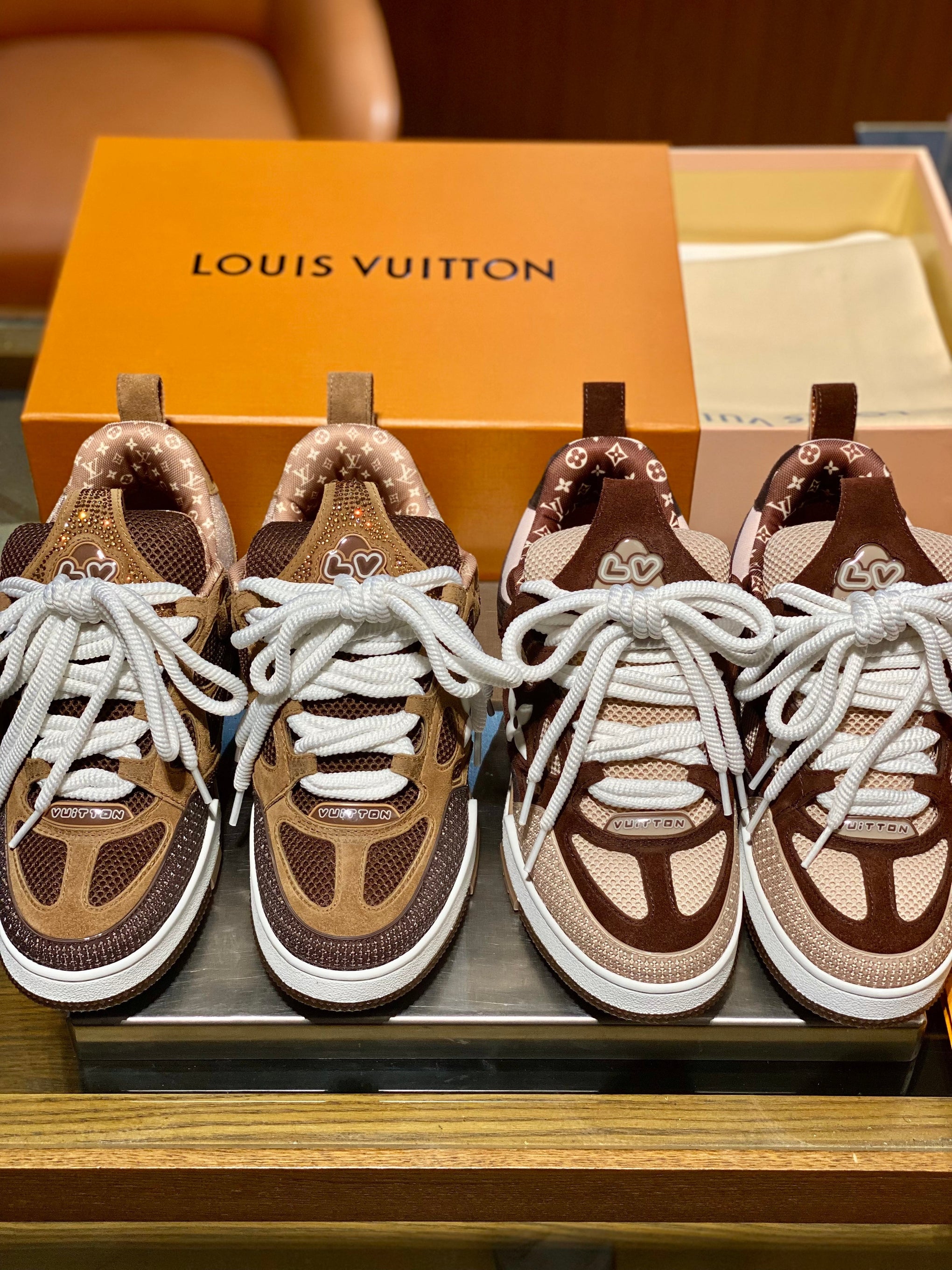 LOU TRAINERS