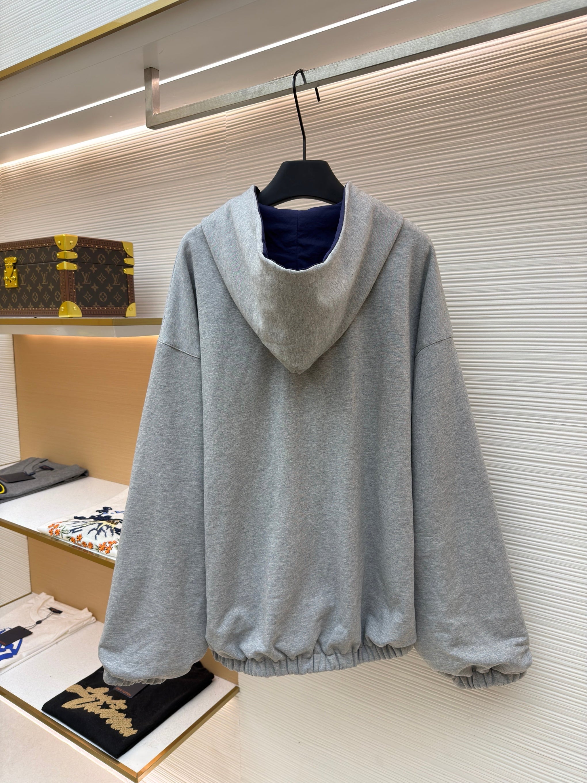 BAL ZIP HOODIE