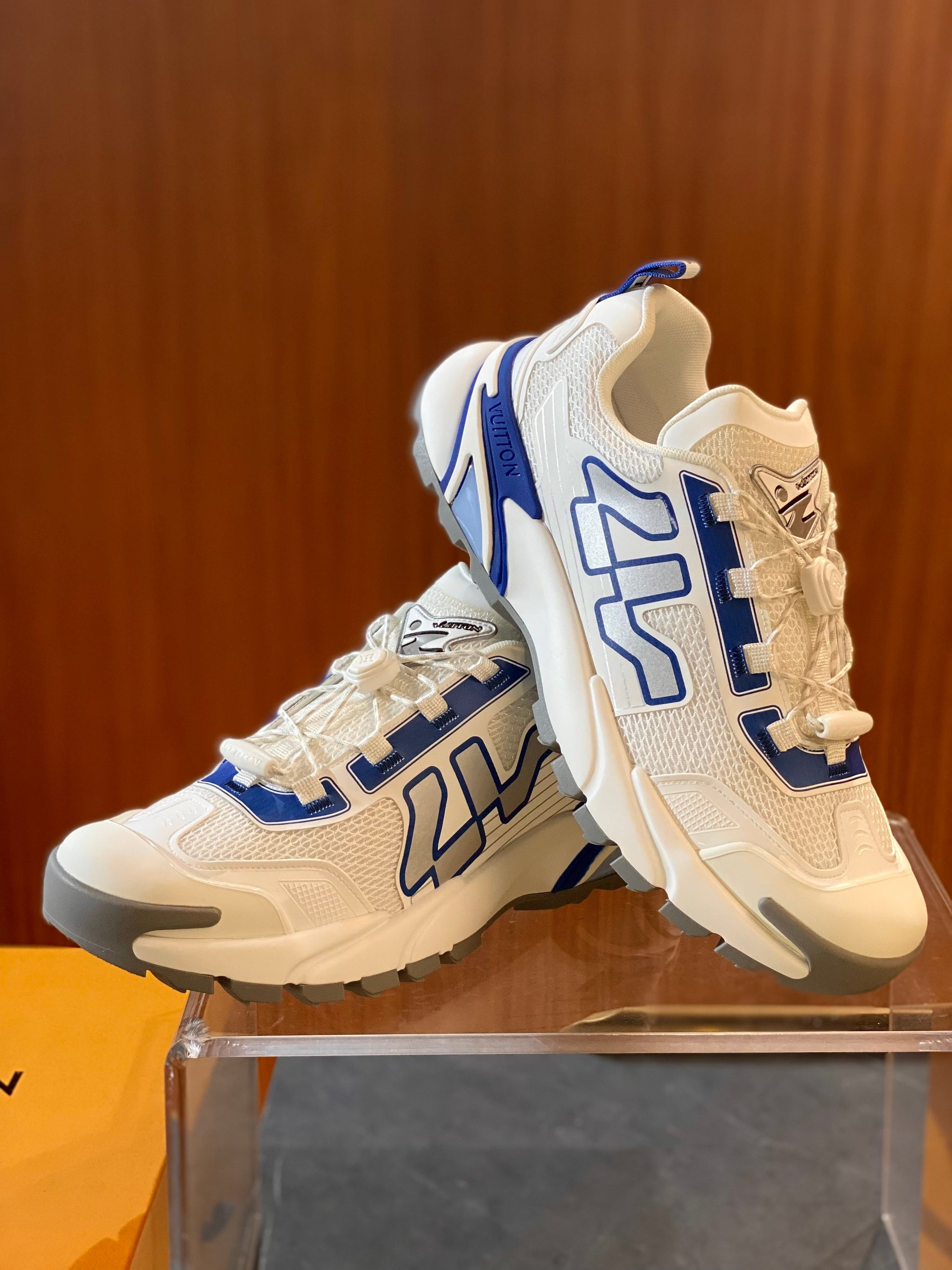 LOU RUNNER TATIC SNEAKER