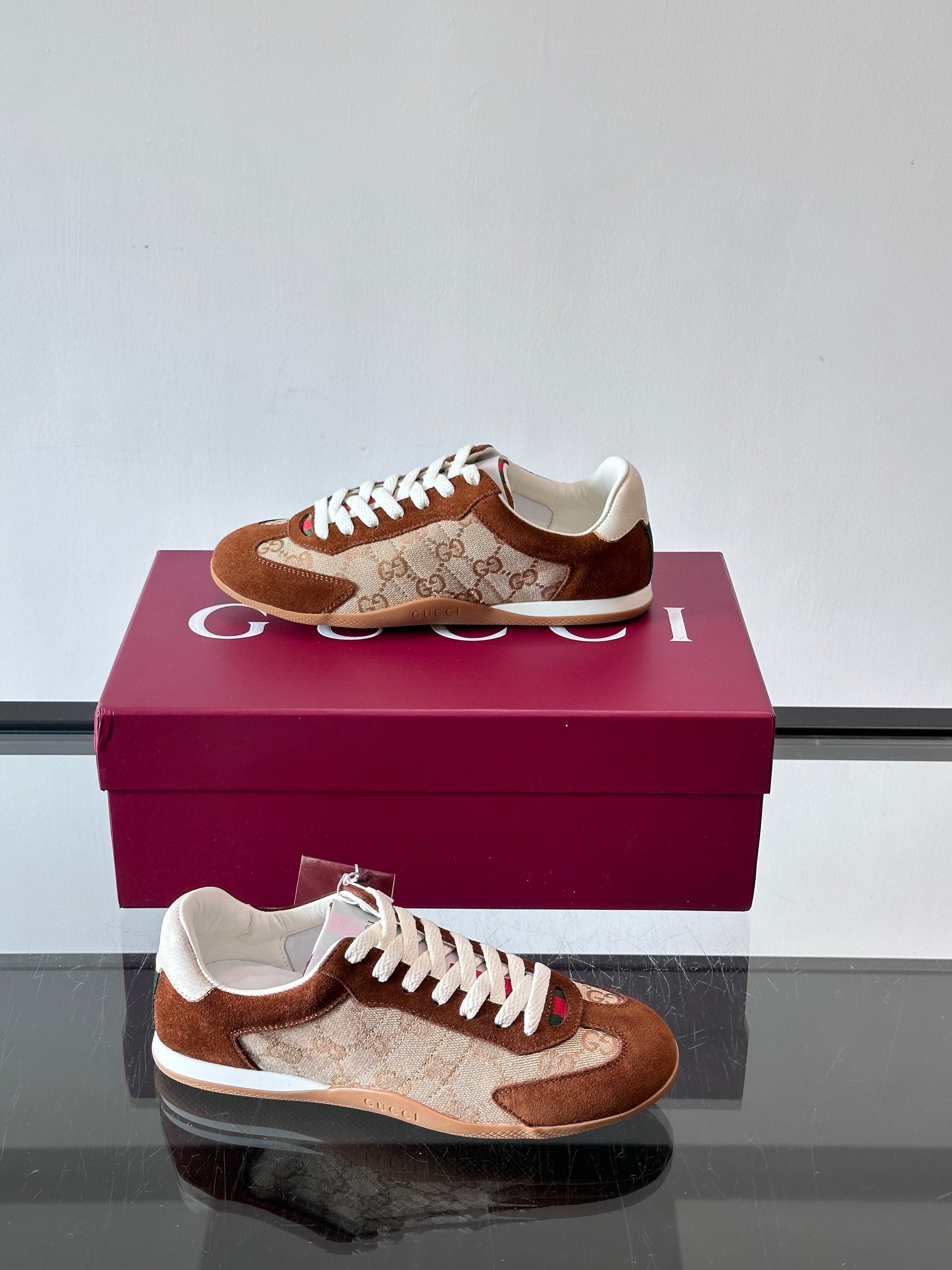 GG SHIFT SNEAKERS