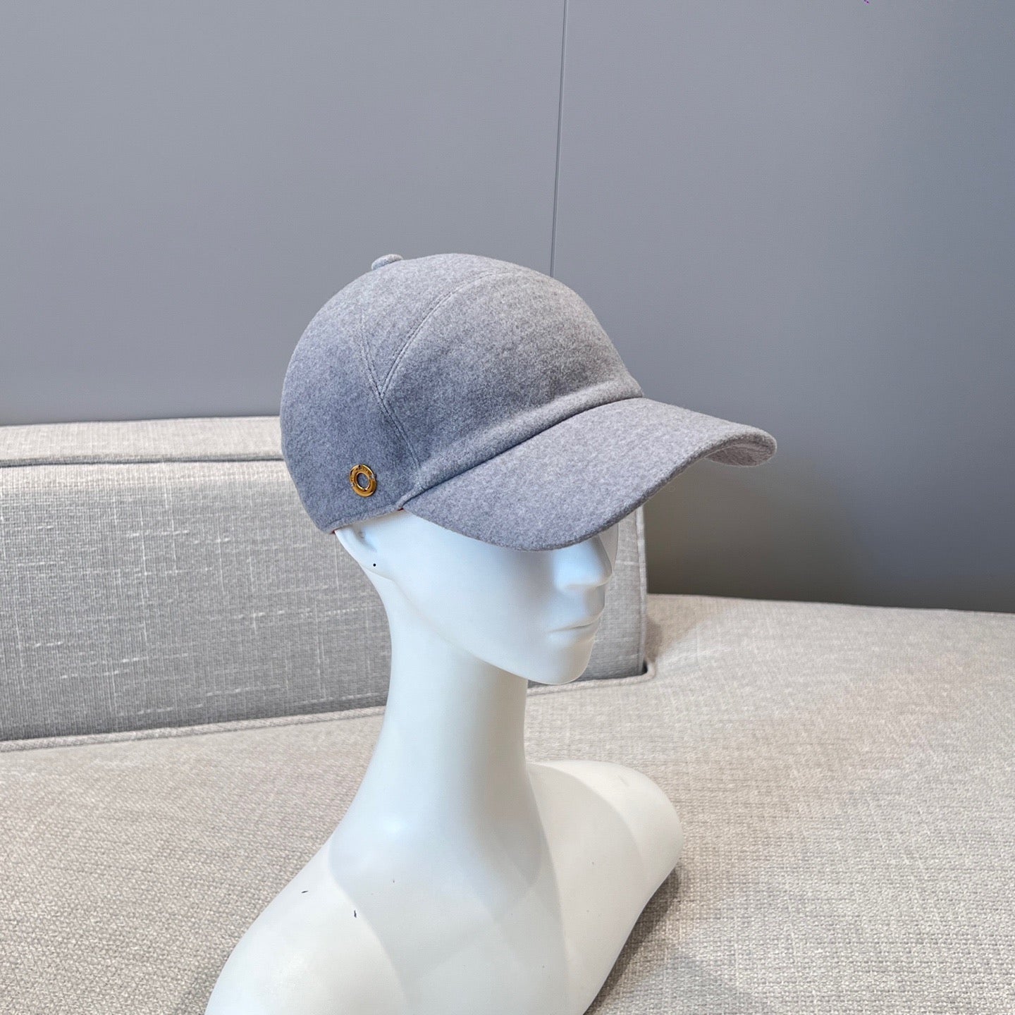 LORO P CASHMERE CAP