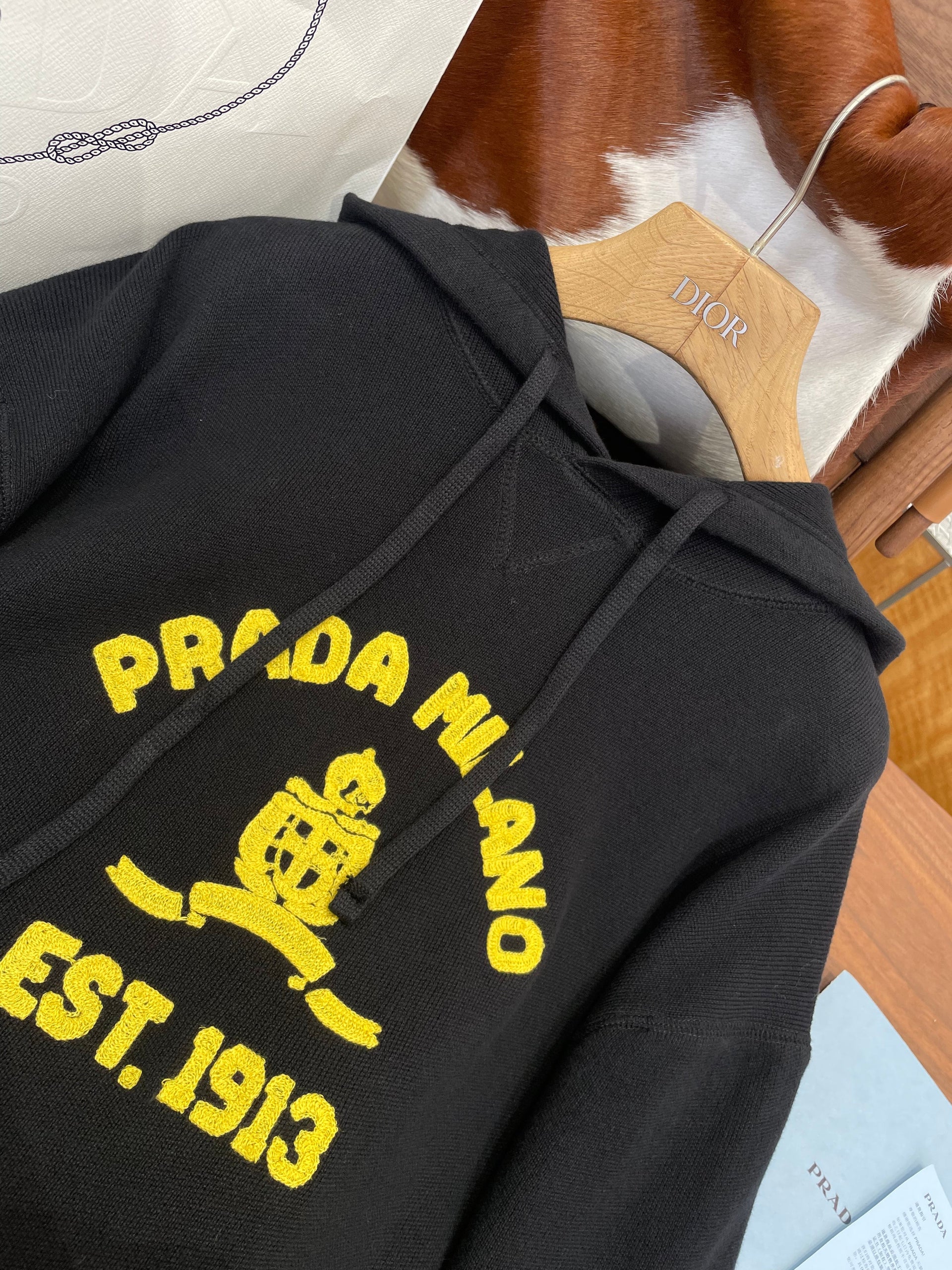 PD HOODIE