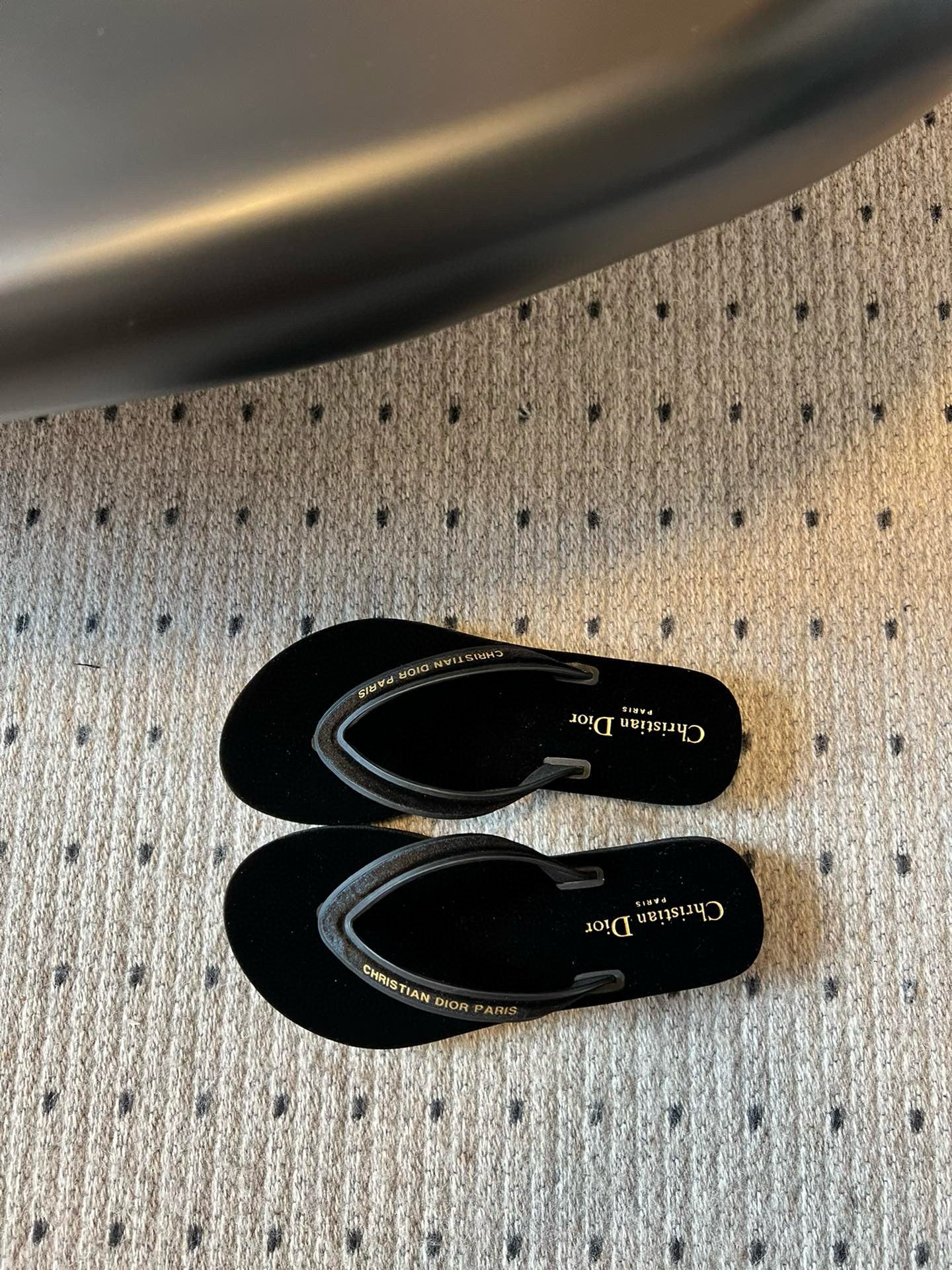 CD THONG SANDAL