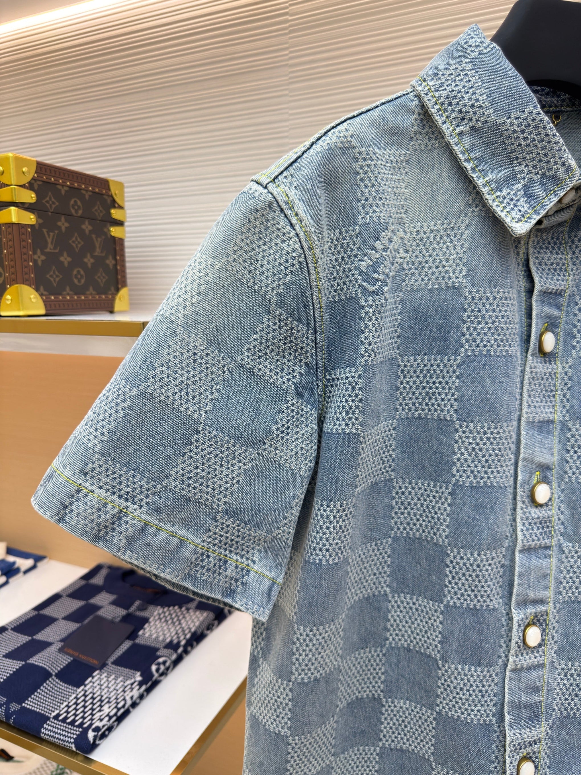 LOU DENIM SHIRT