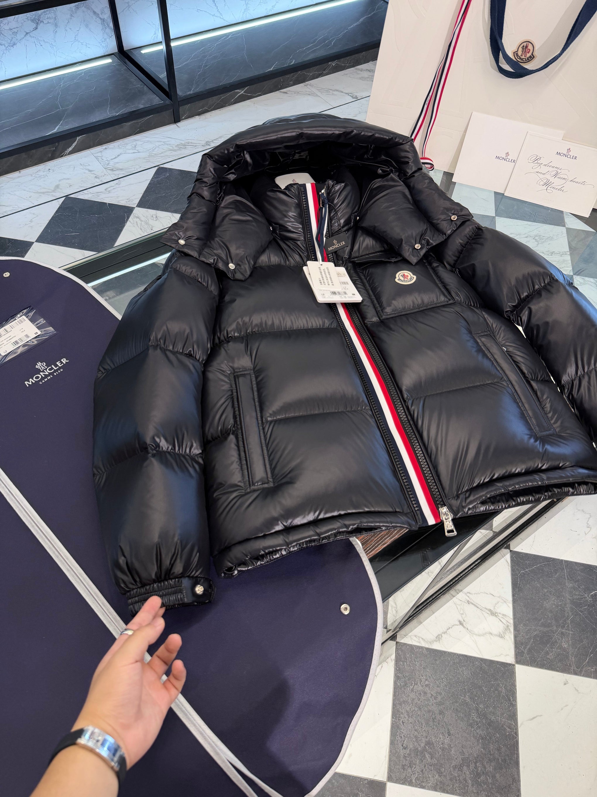 MONC MONTBELIARD JACKET