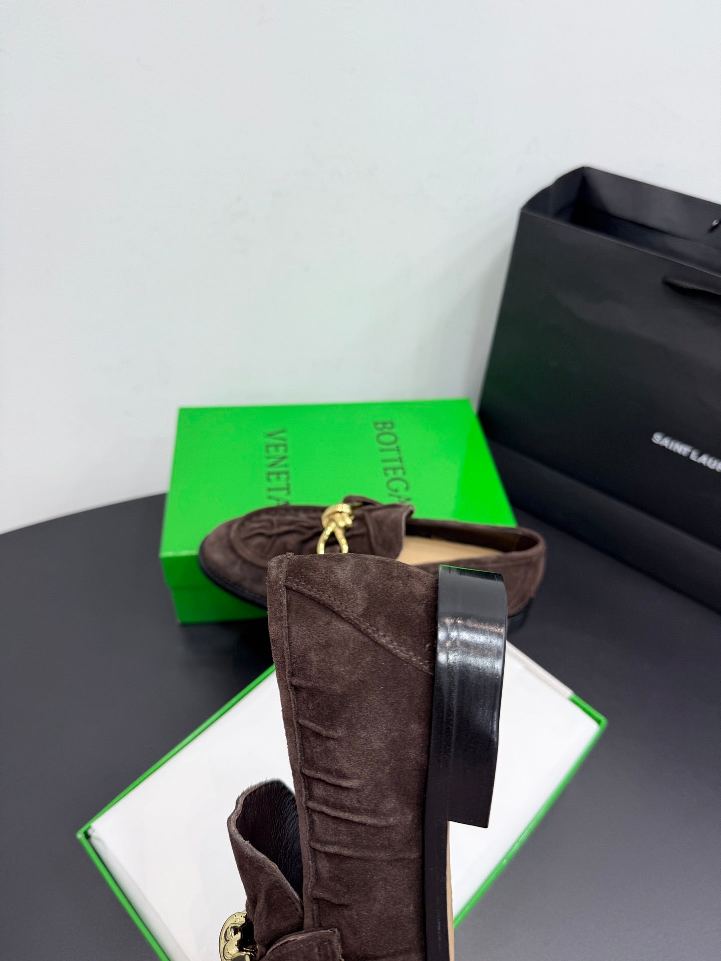 BOTT V LOAFERS