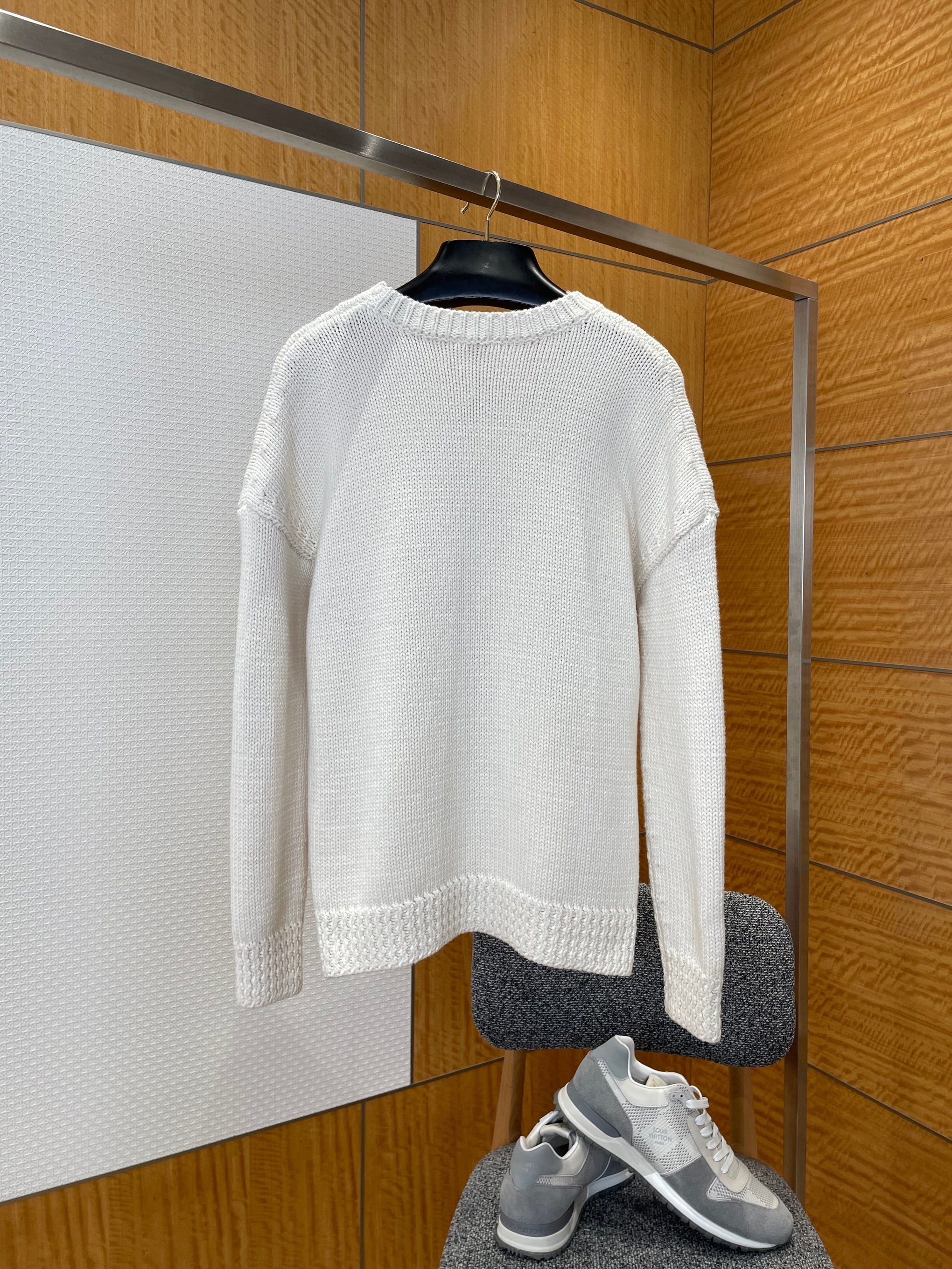 LOEW JUMPER