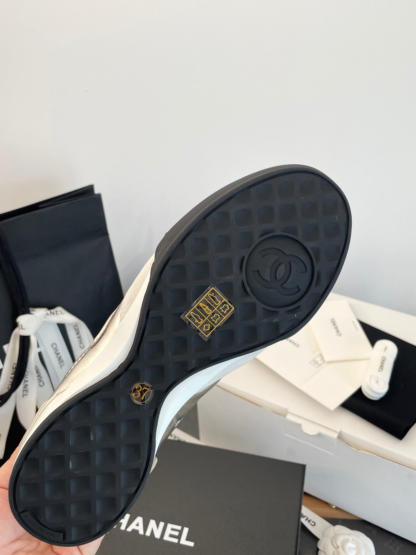 CC SNEAKER