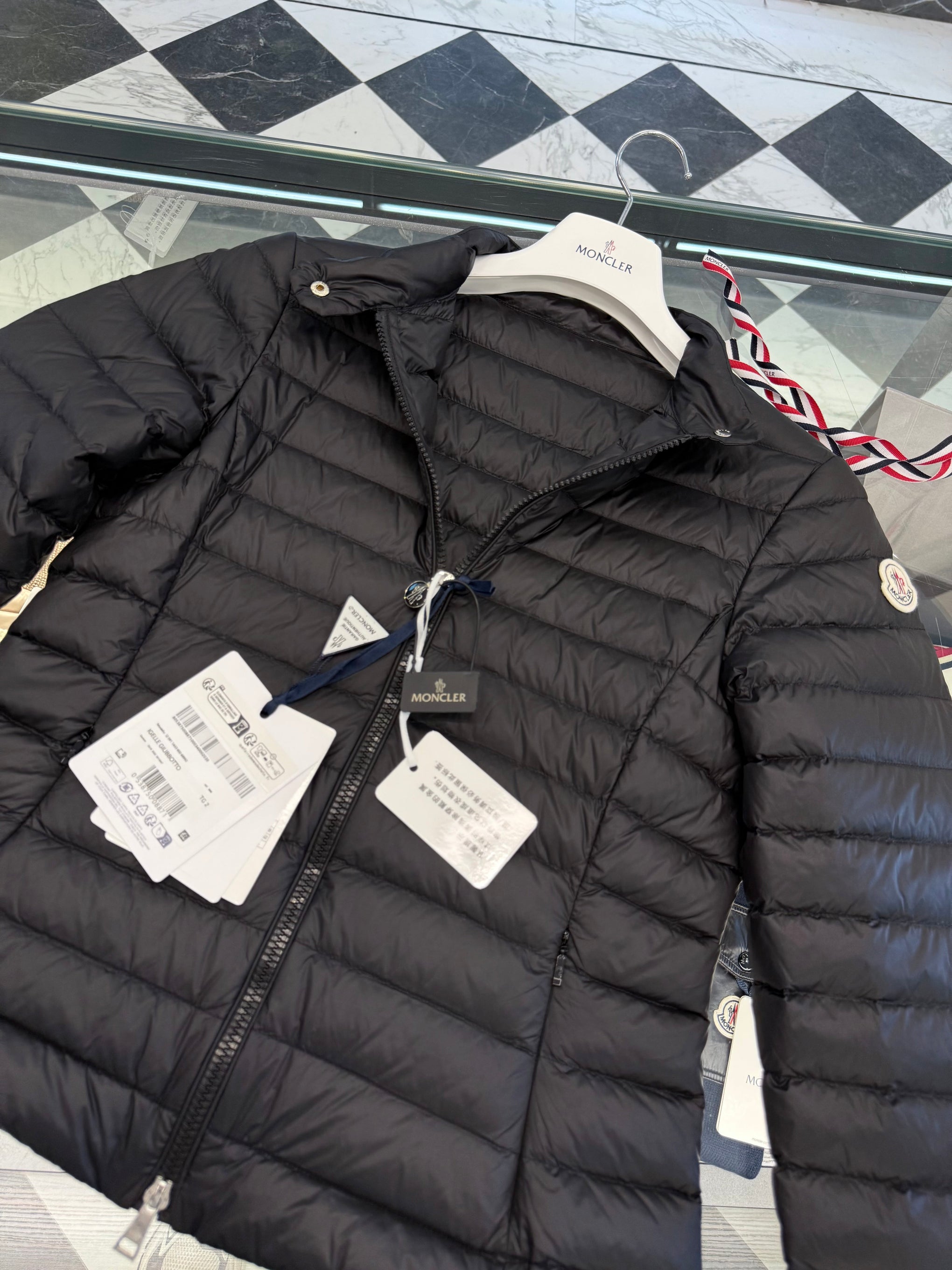 MONC IGELLE JACKET