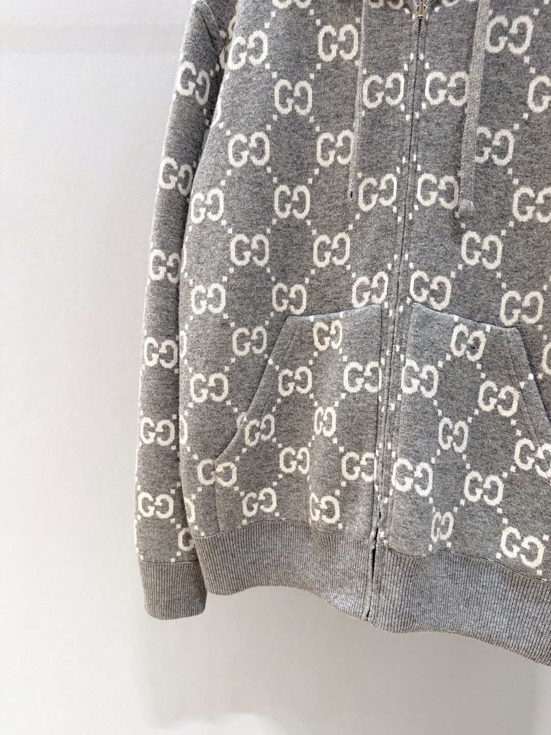 GG ZIP HOODIE