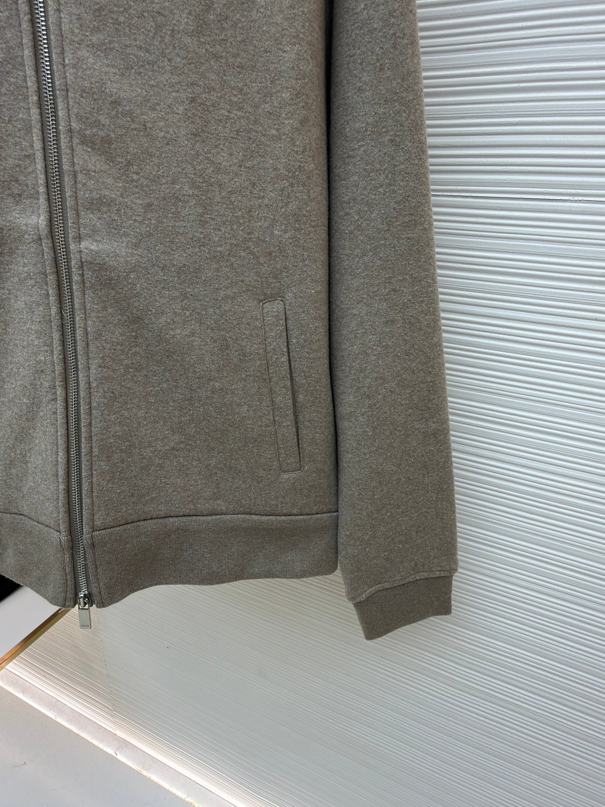CD ZIP HOODIE