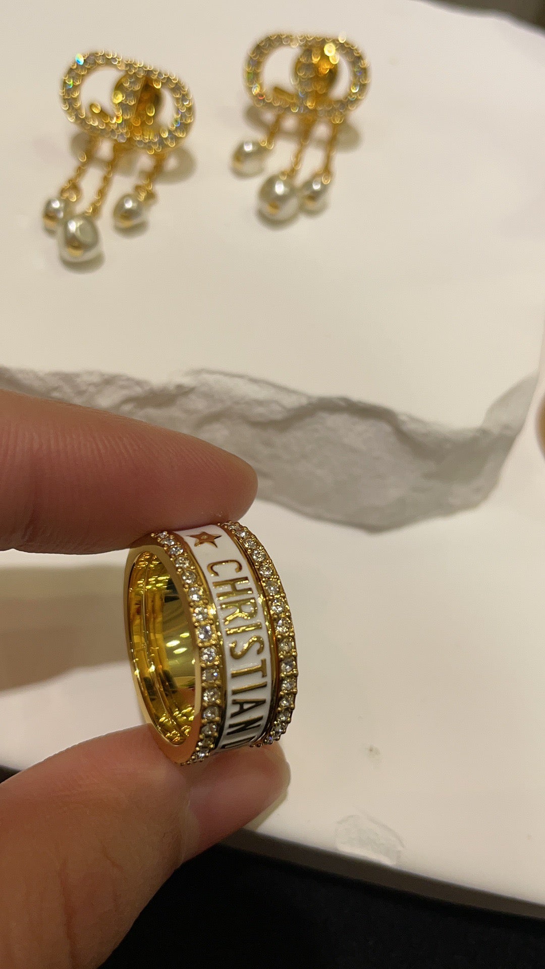 CD RING