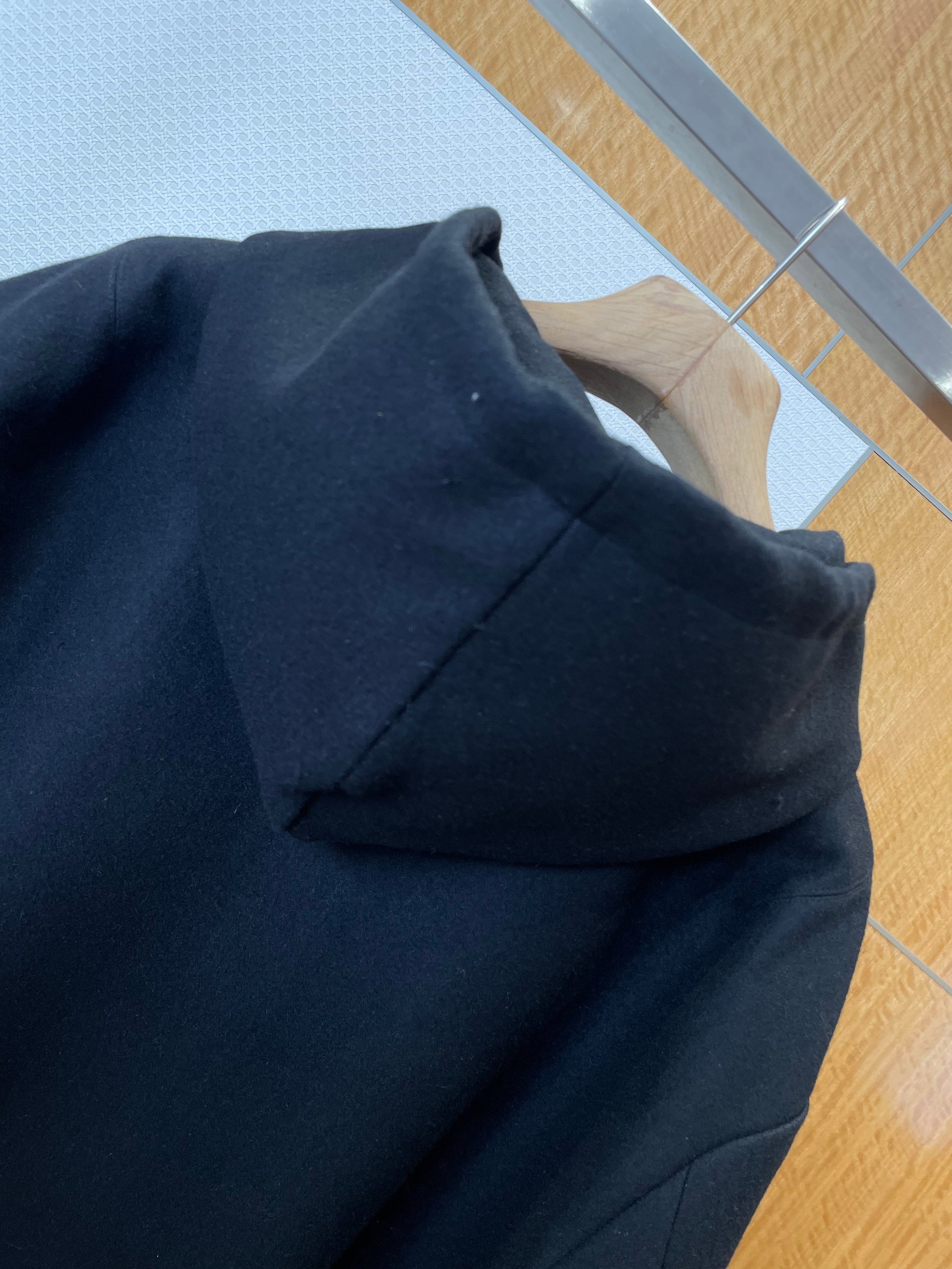 LOU ZIP HOODIE