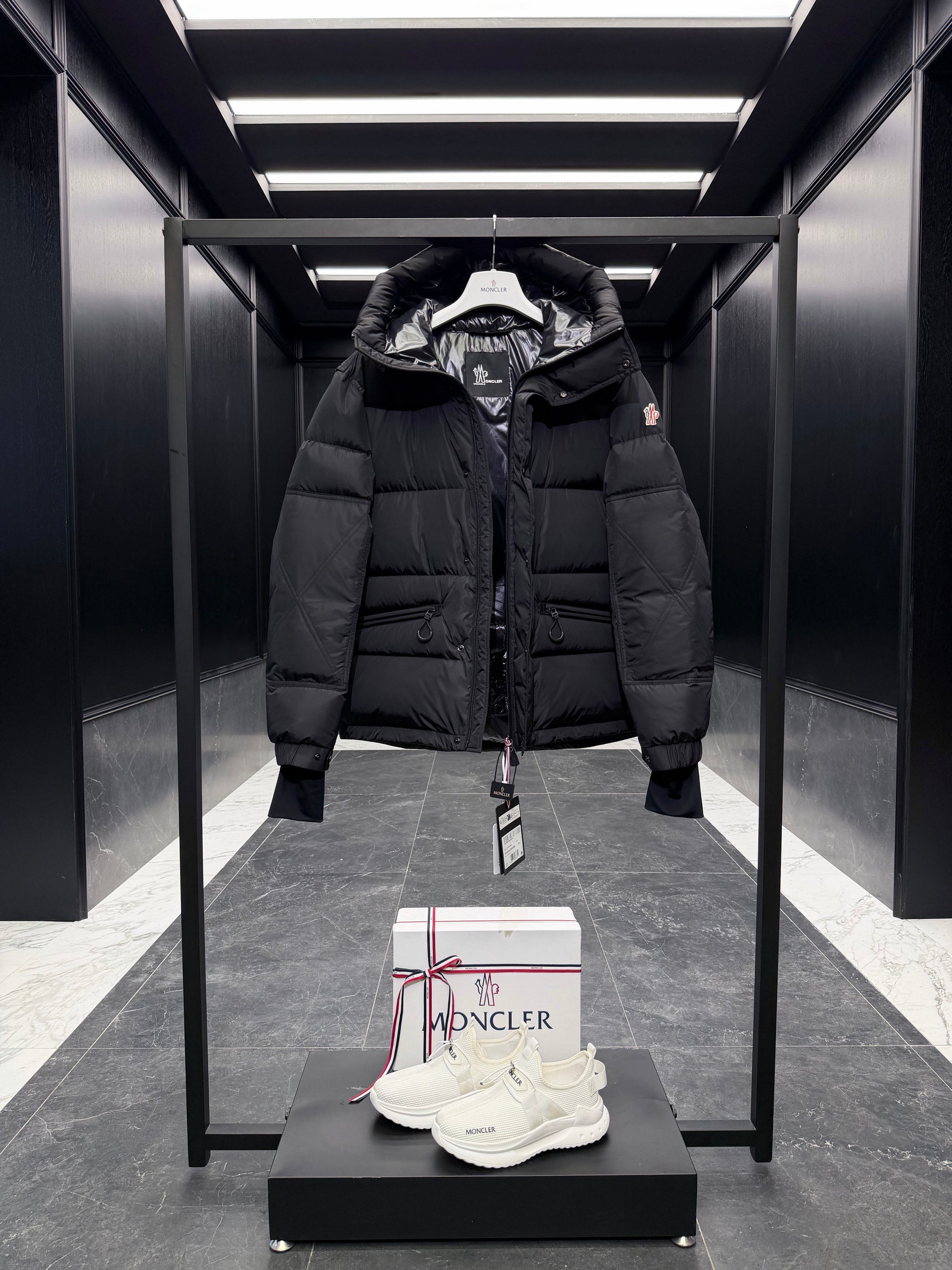 MONC KASANKA JACKET
