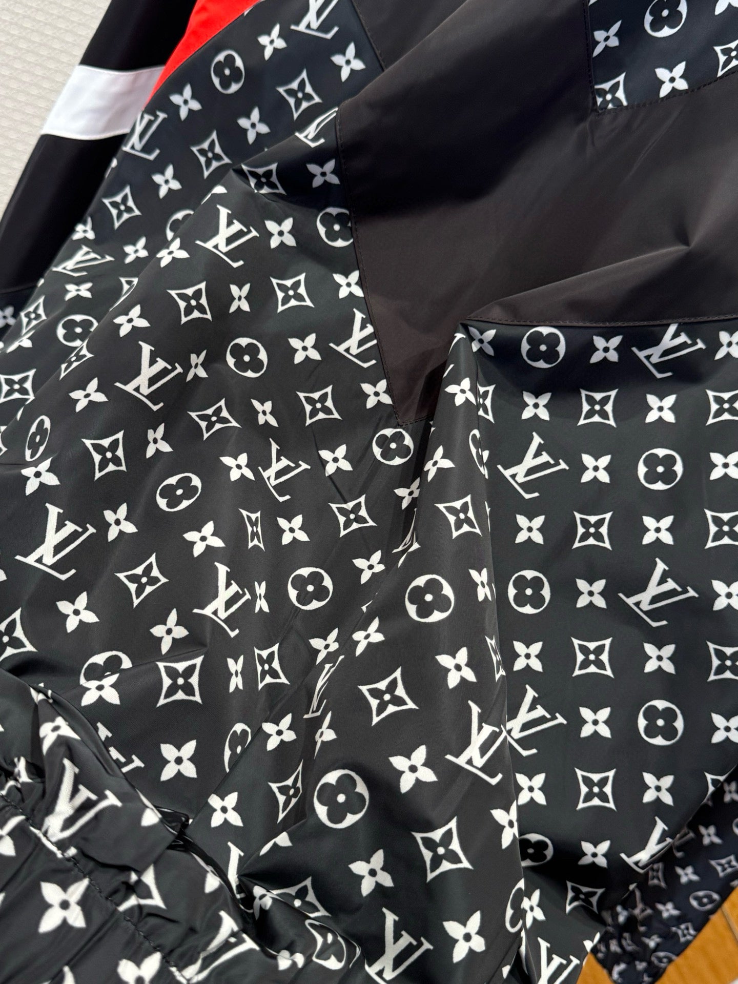 LOU JACKET