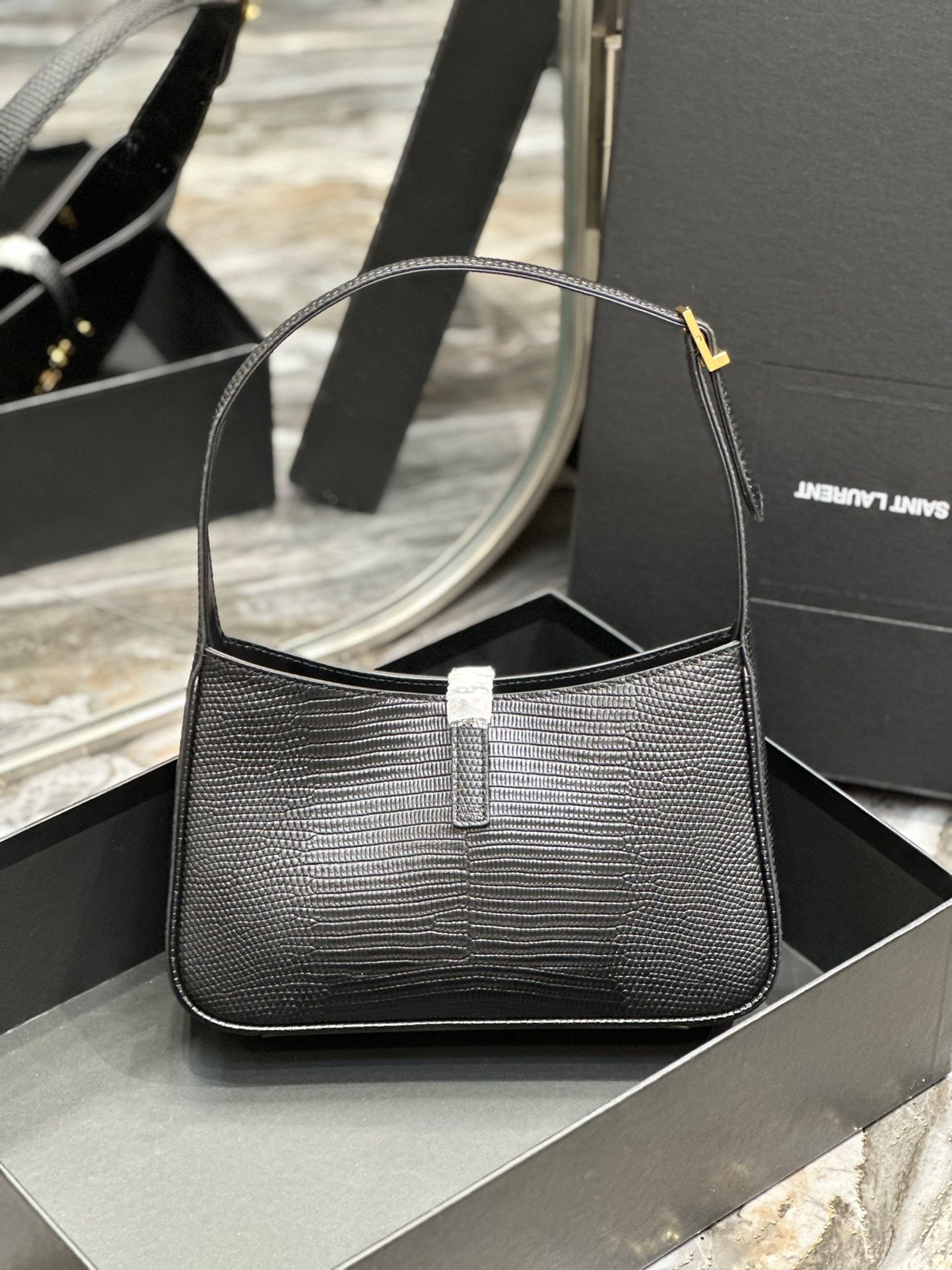 SL LE 5 A 7 HOBO BAG