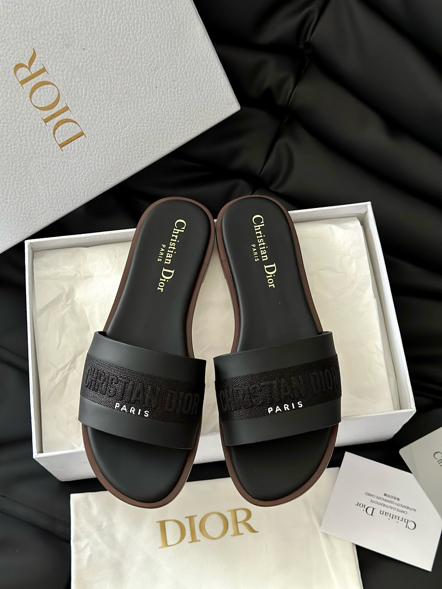 CD SANDALS