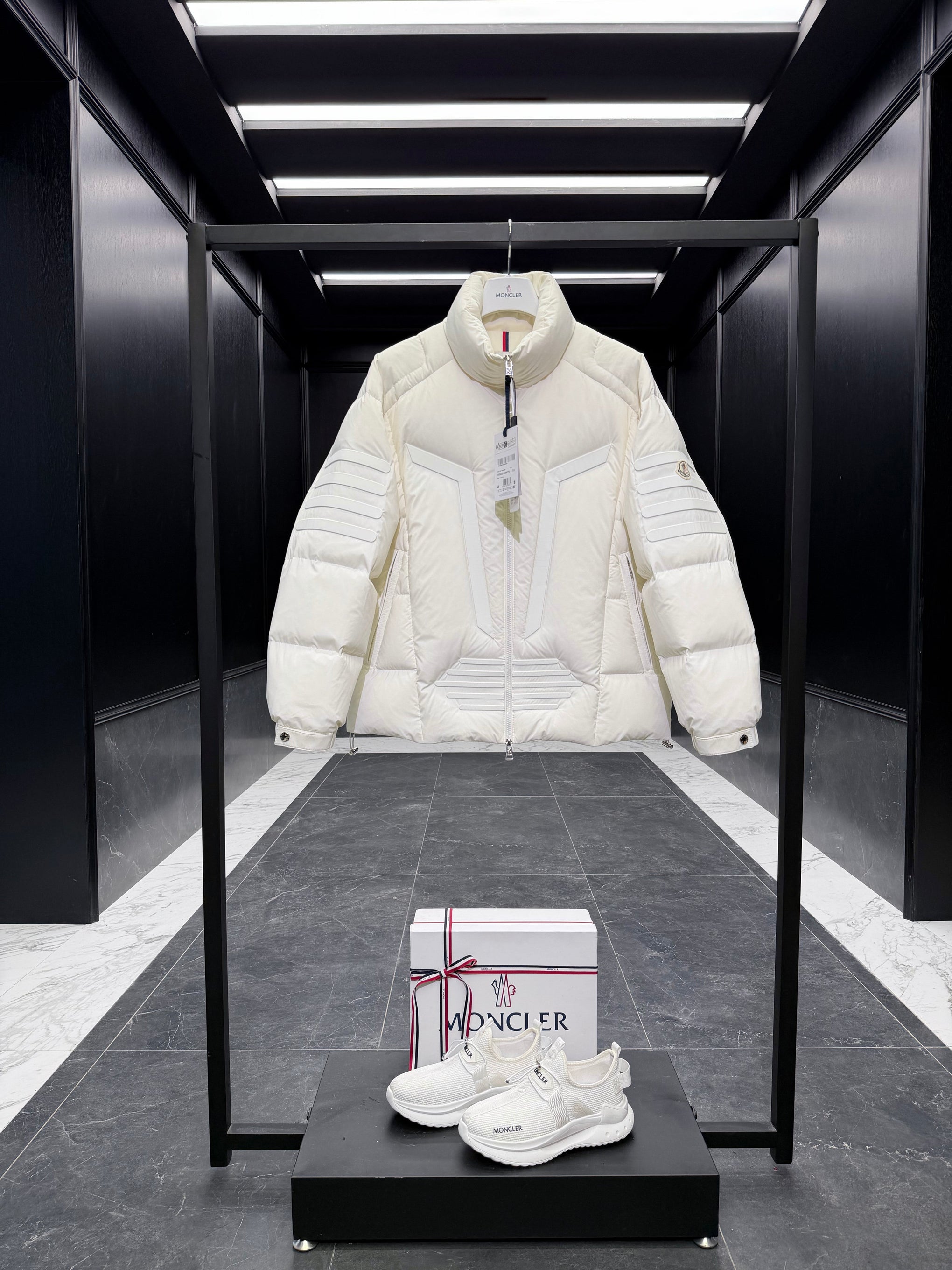 MONC MATT BLACK JACKET
