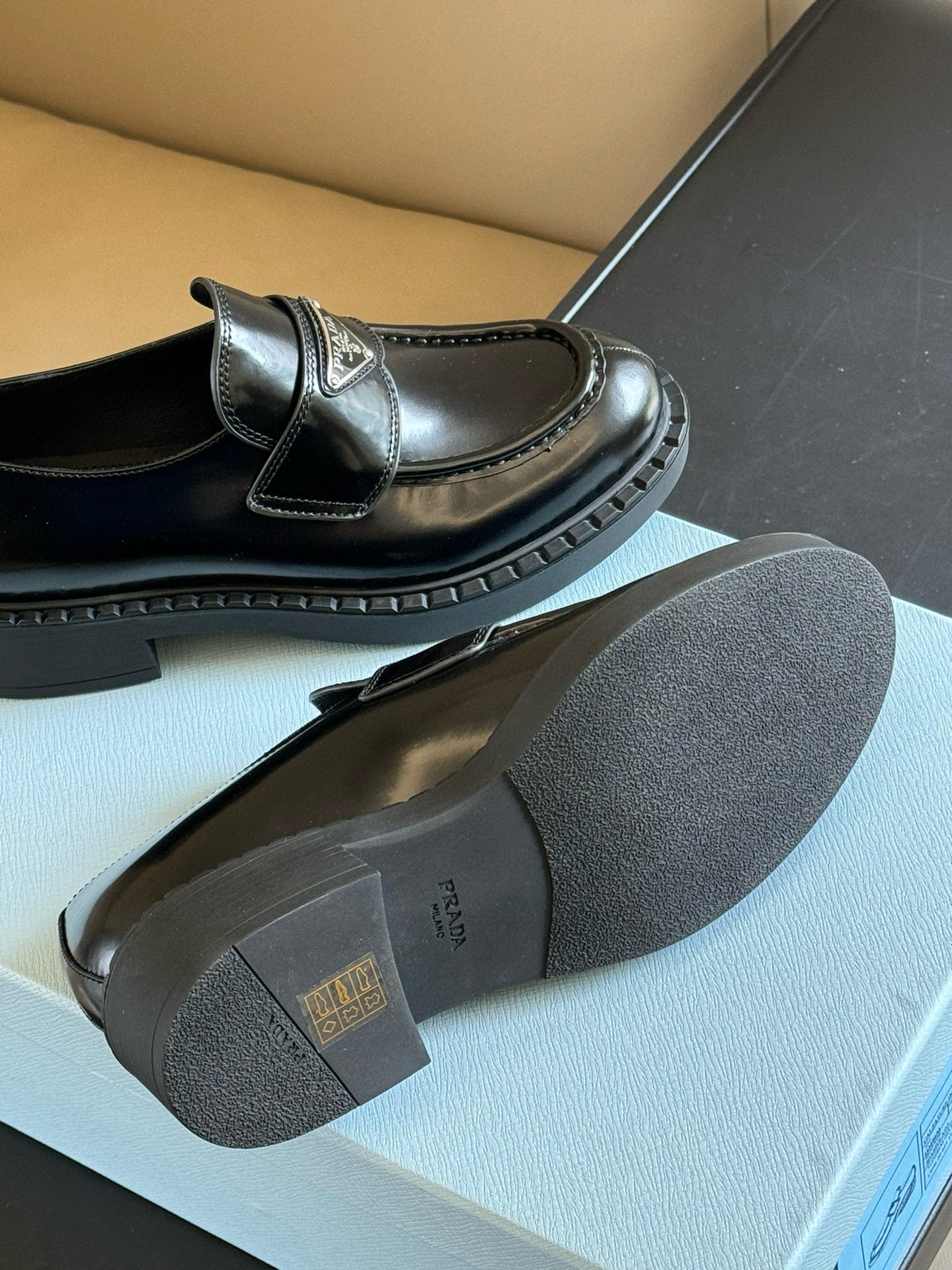PD LOAFERS