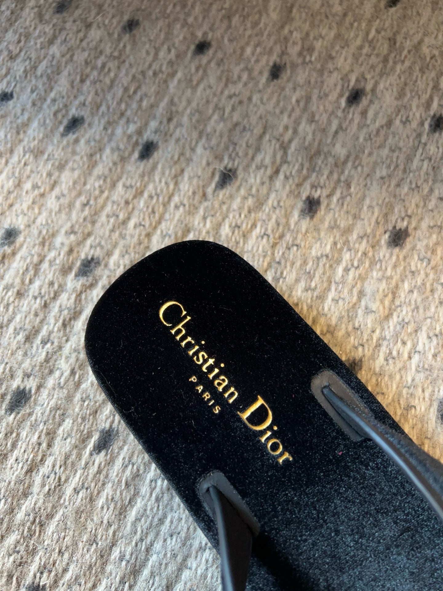 CD THONG SANDAL