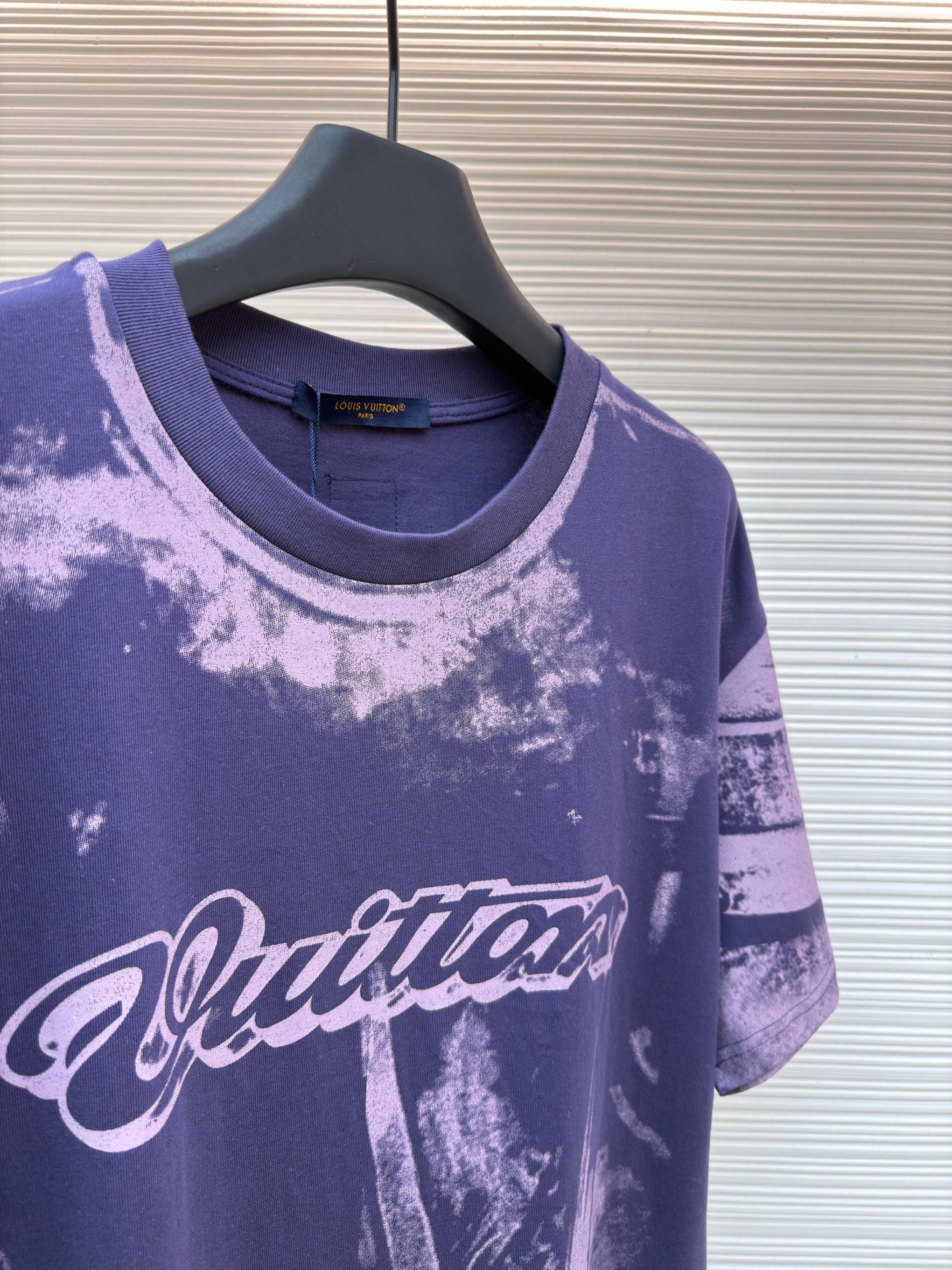 LOU T-SHIRT