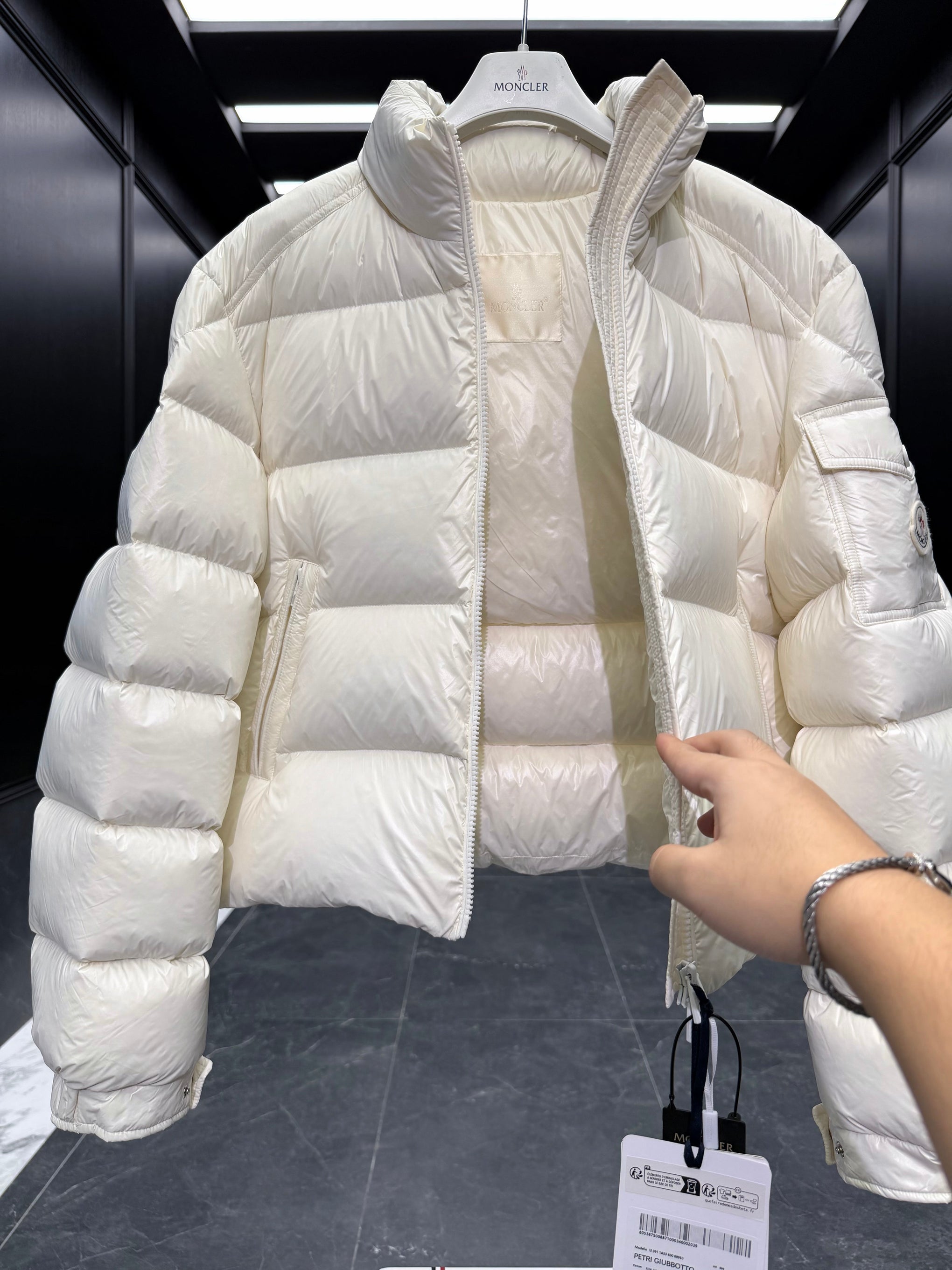 MONC PETRA JACKET
