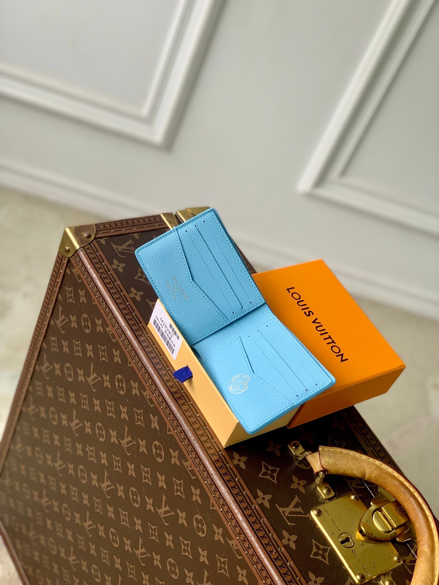 LOU SLENDER WALLET