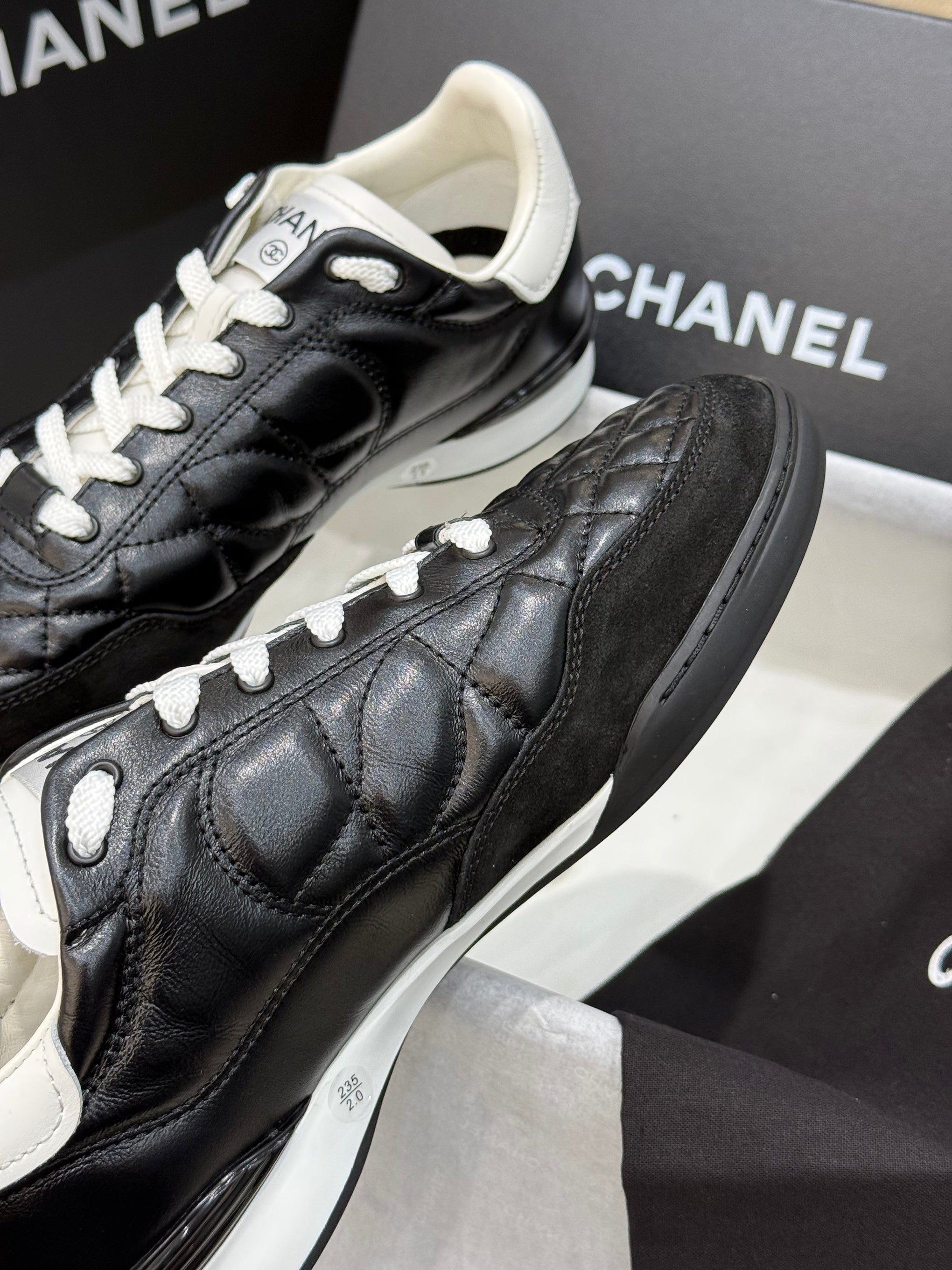 CC SNEAKER