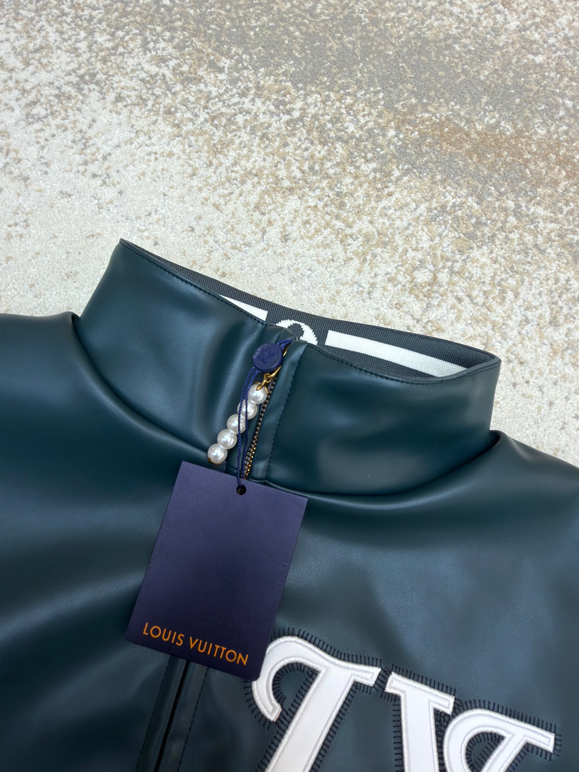 LOU JACKET