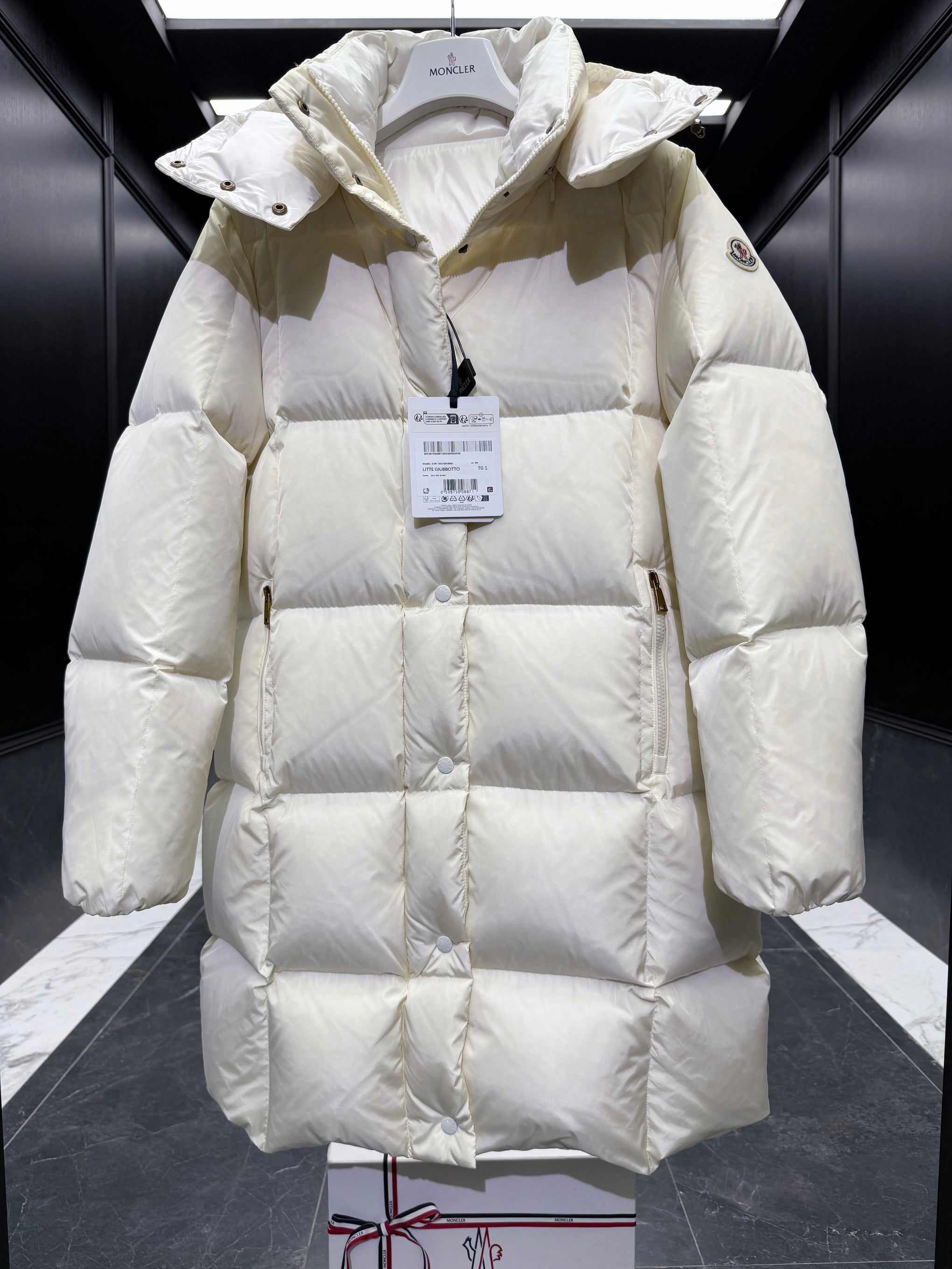 MONC LITTE COAT