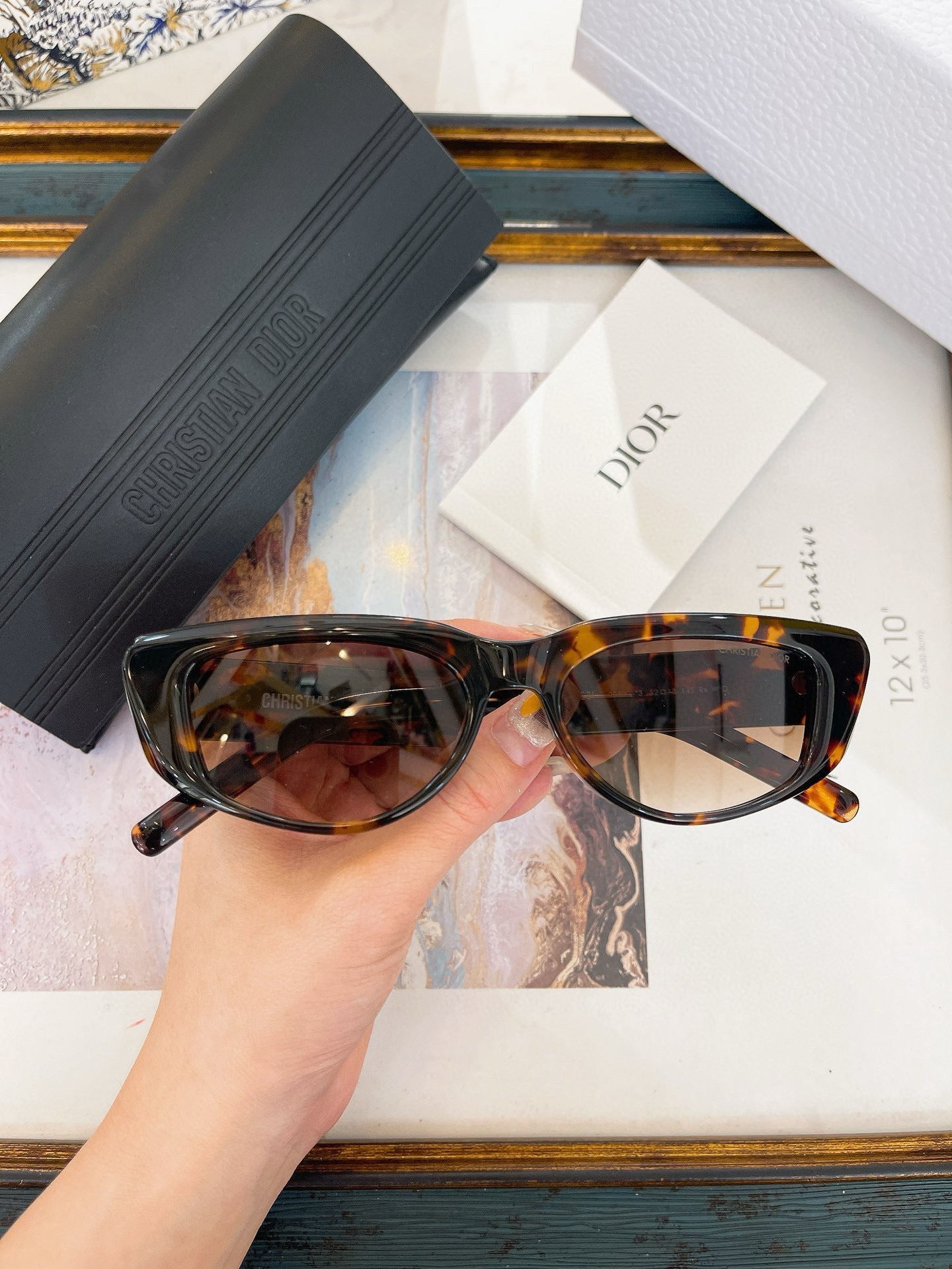 CD SUNGLASSES
