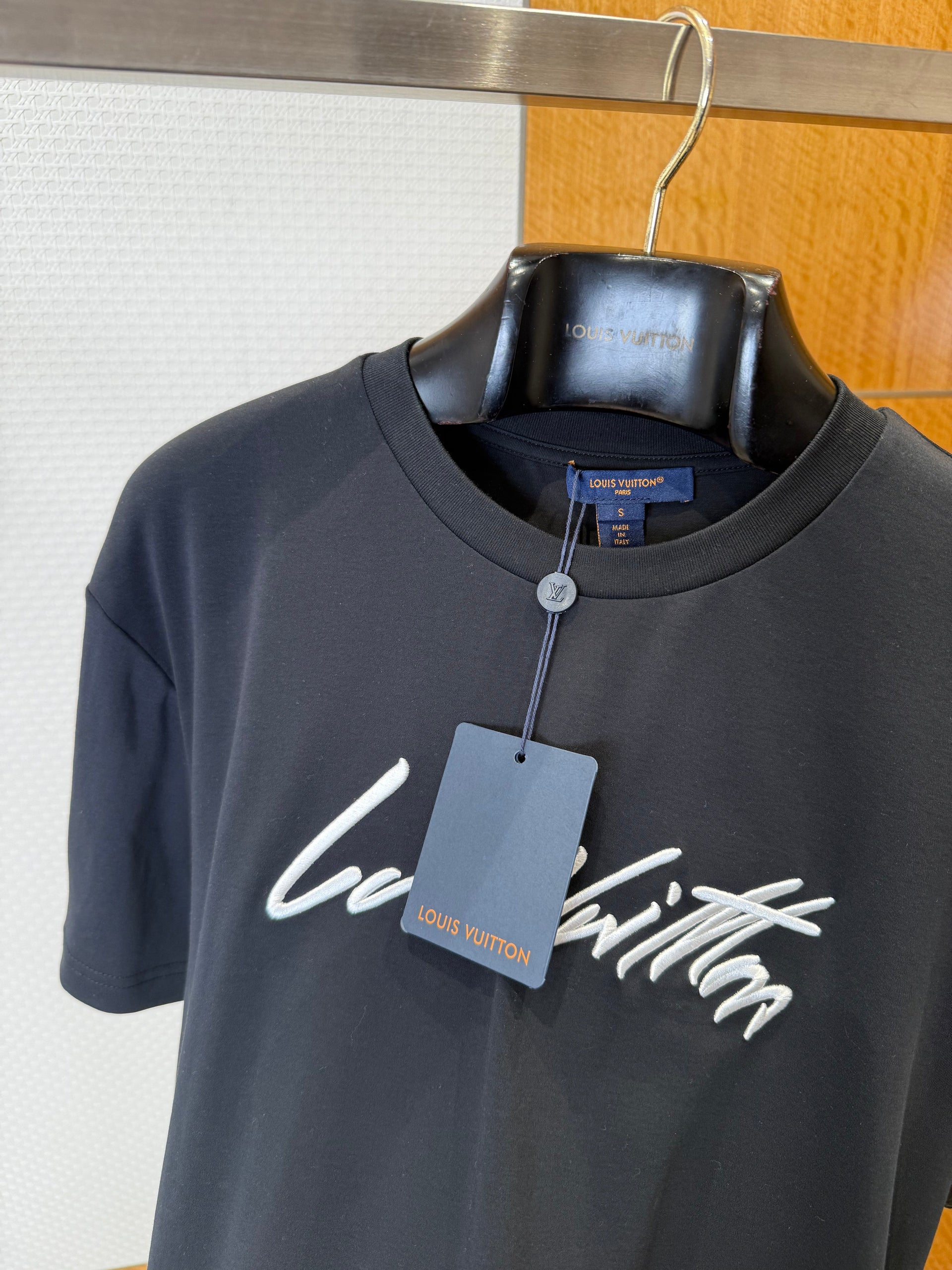 LOU T-SHIRT
