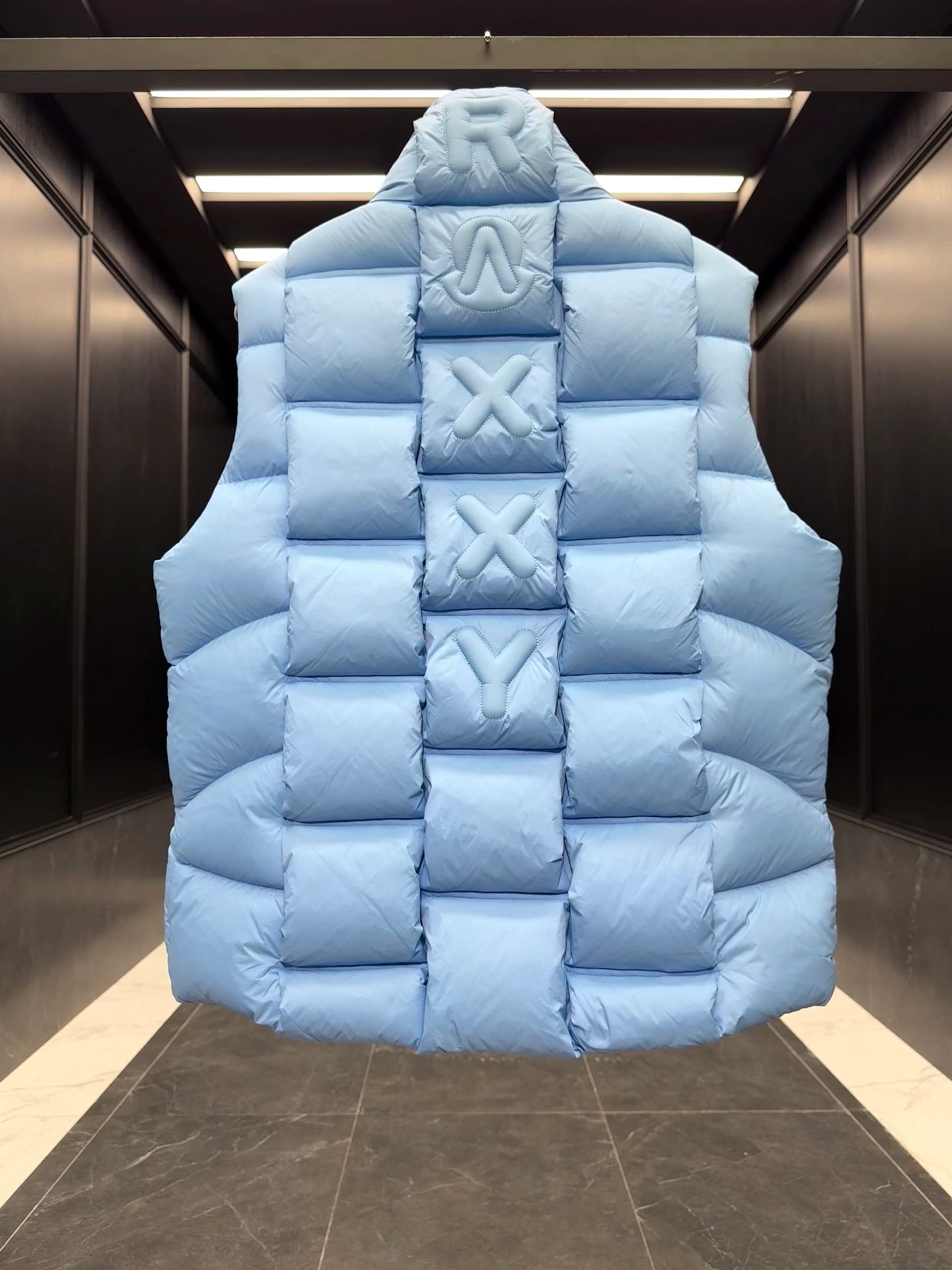 MONC x CHRISTOPHER RAXXY VEST