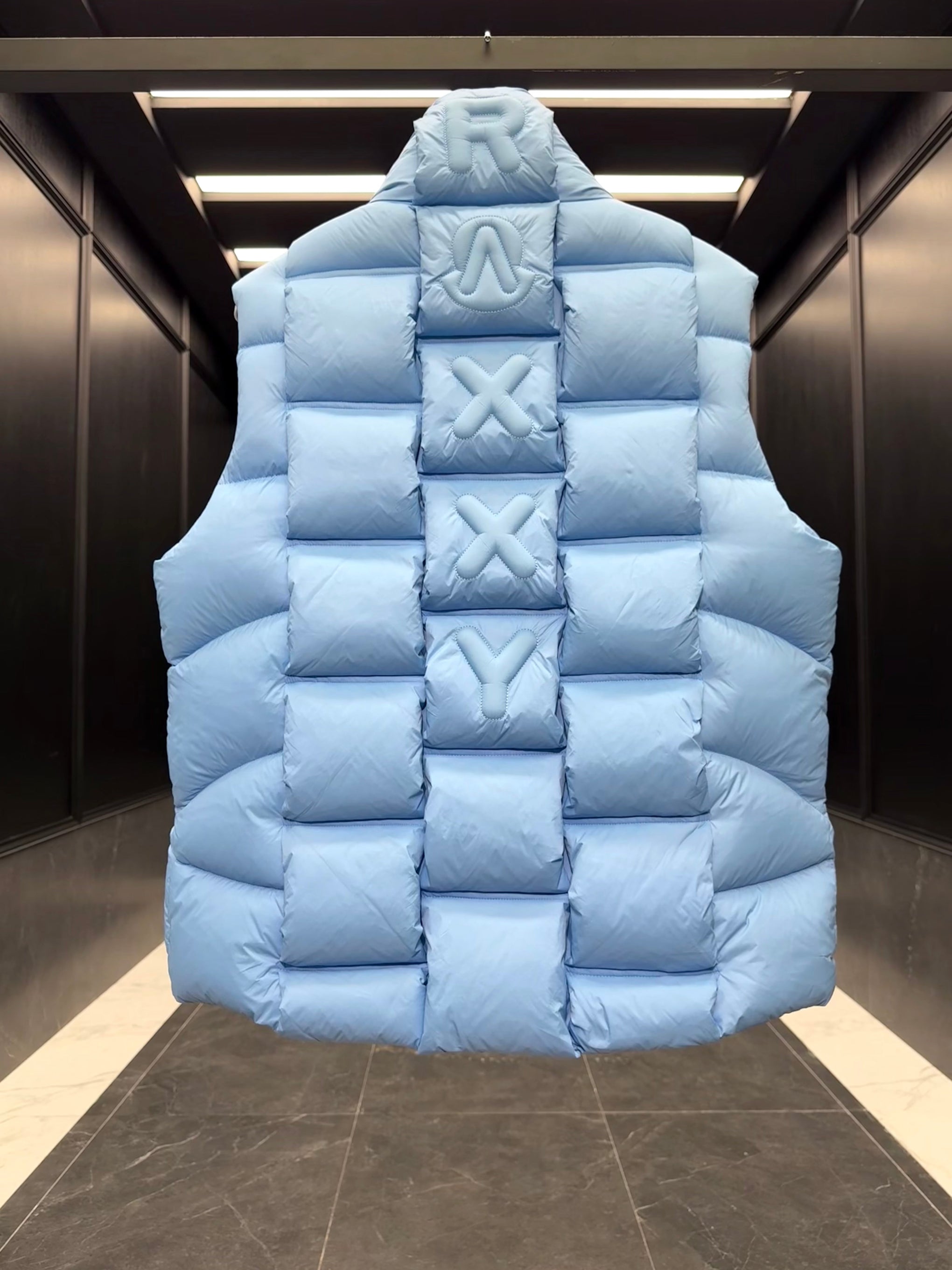 MONC x CHRISTOPHER RAXXY VEST