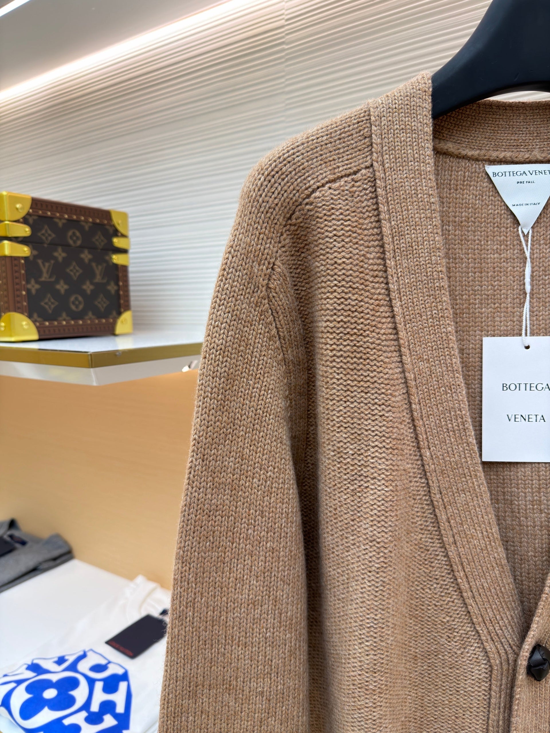 BOTT V WOOL CARDIGAN
