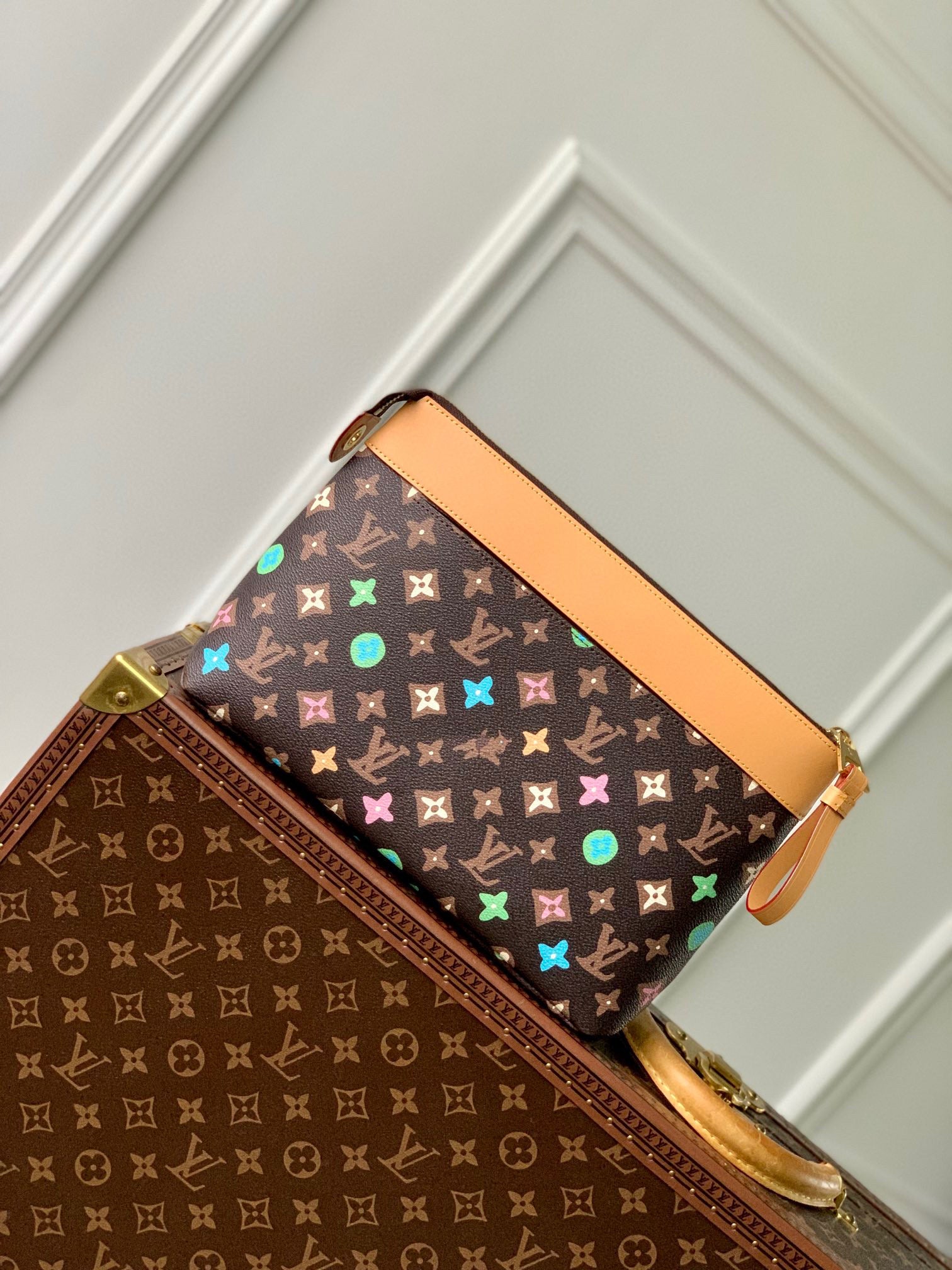 LOU POCHETTE VOYAGE SOUPLE POUCH