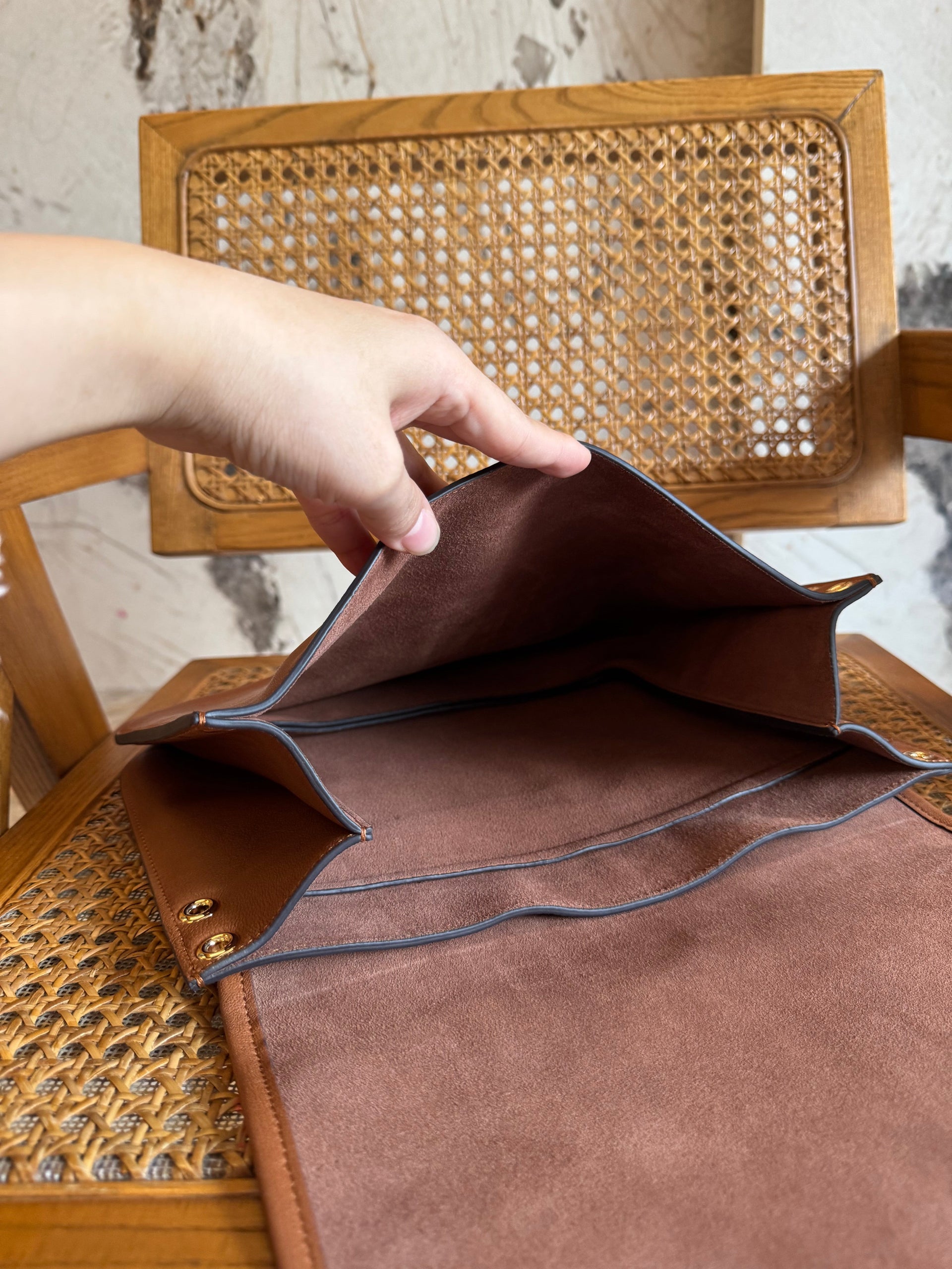 CEL TRIOMPHE BESACE BAG