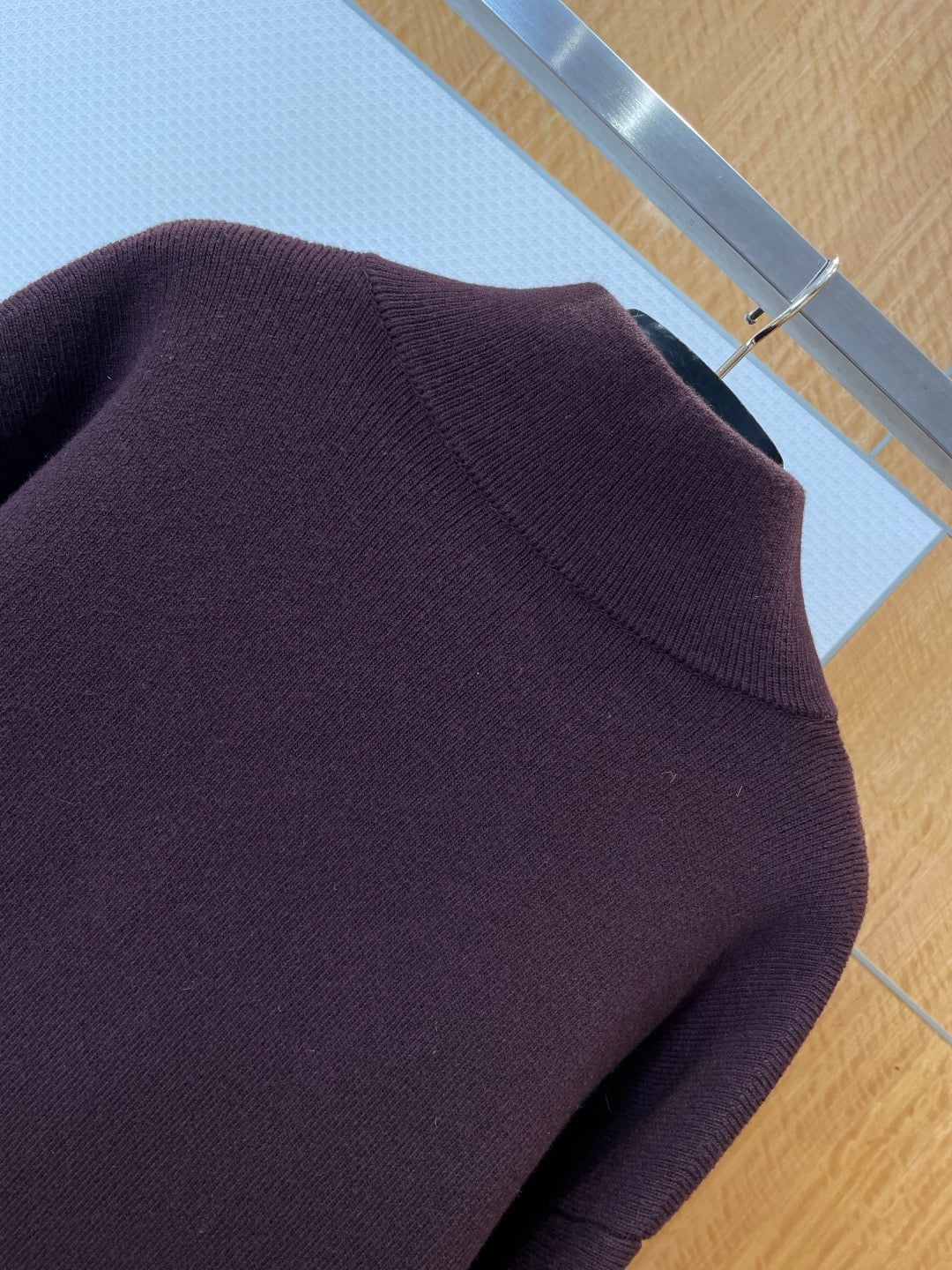 BOTT V JUMPER