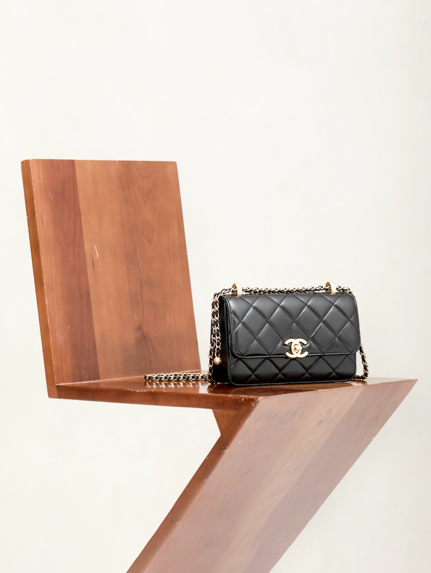 CC CLASSIC FLAP MONTEBELLO BAG