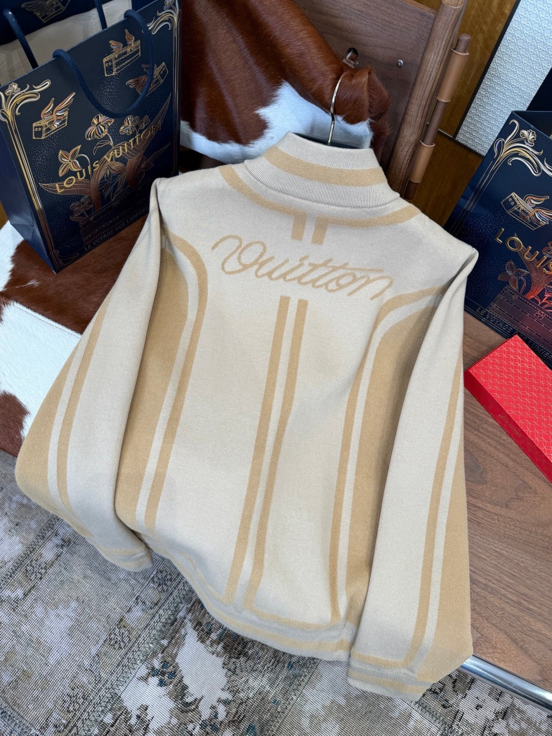 LOU ZIP CARDIGAN