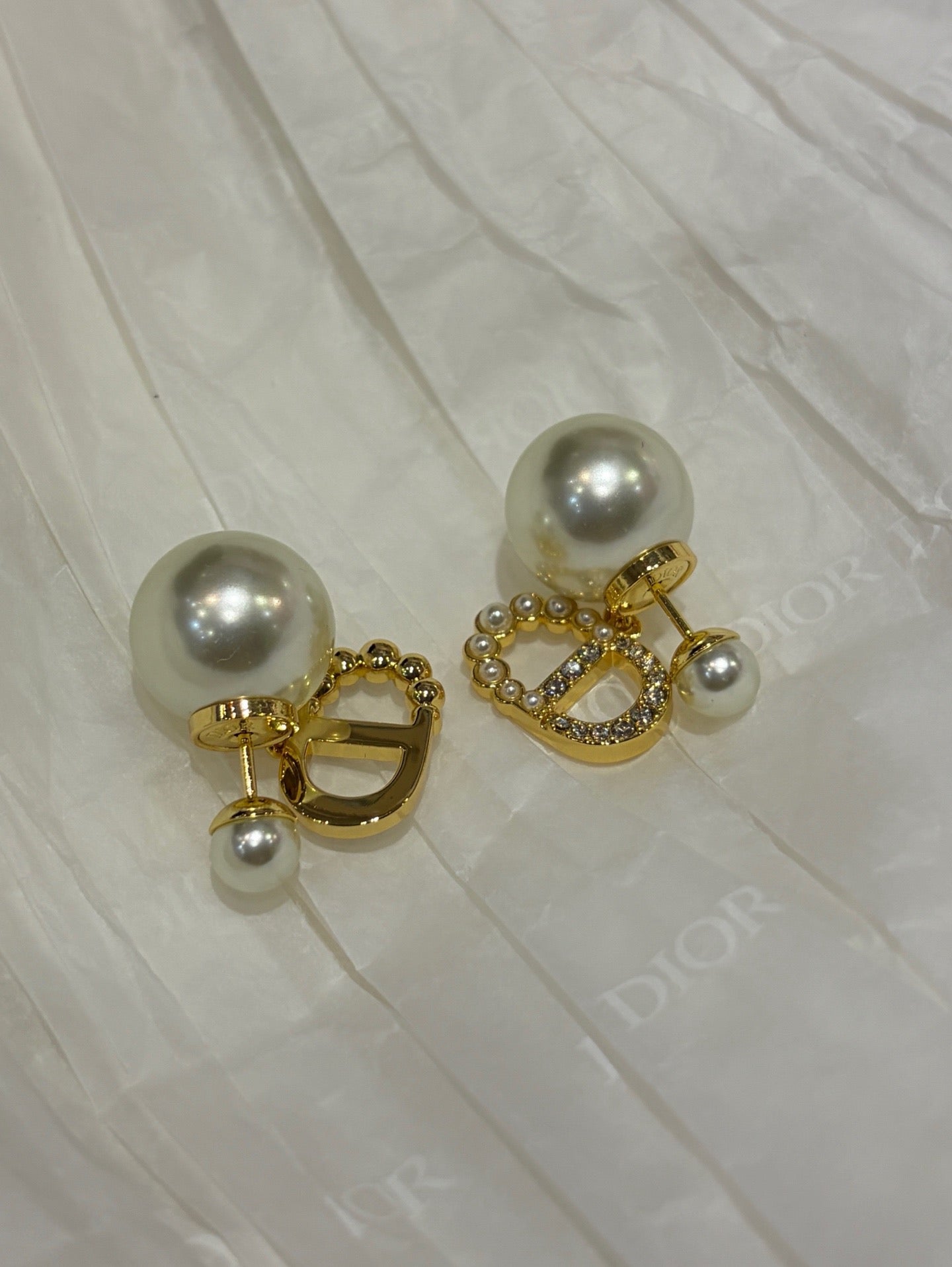 CD EARRINGS