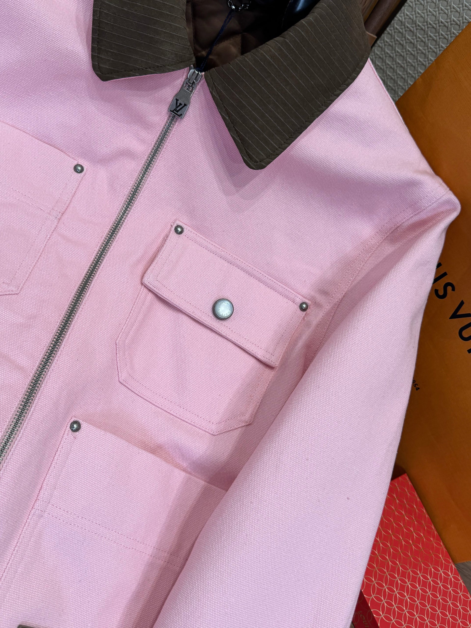 LOU JACKET