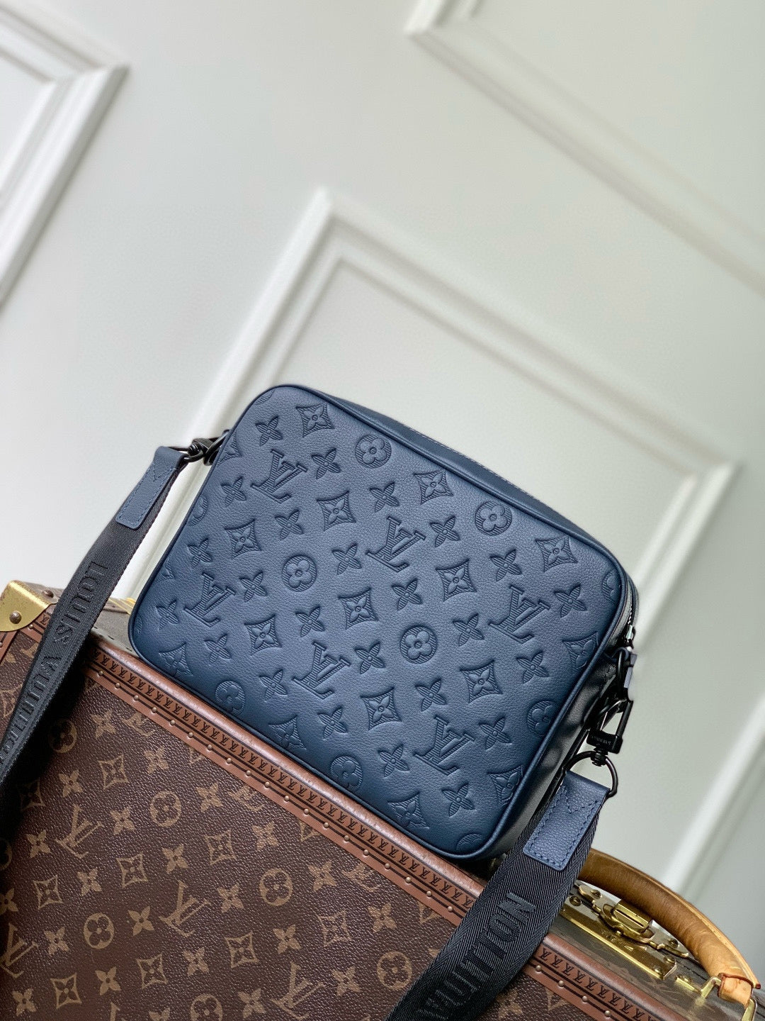 LOU TRIO MESSENGER BAG